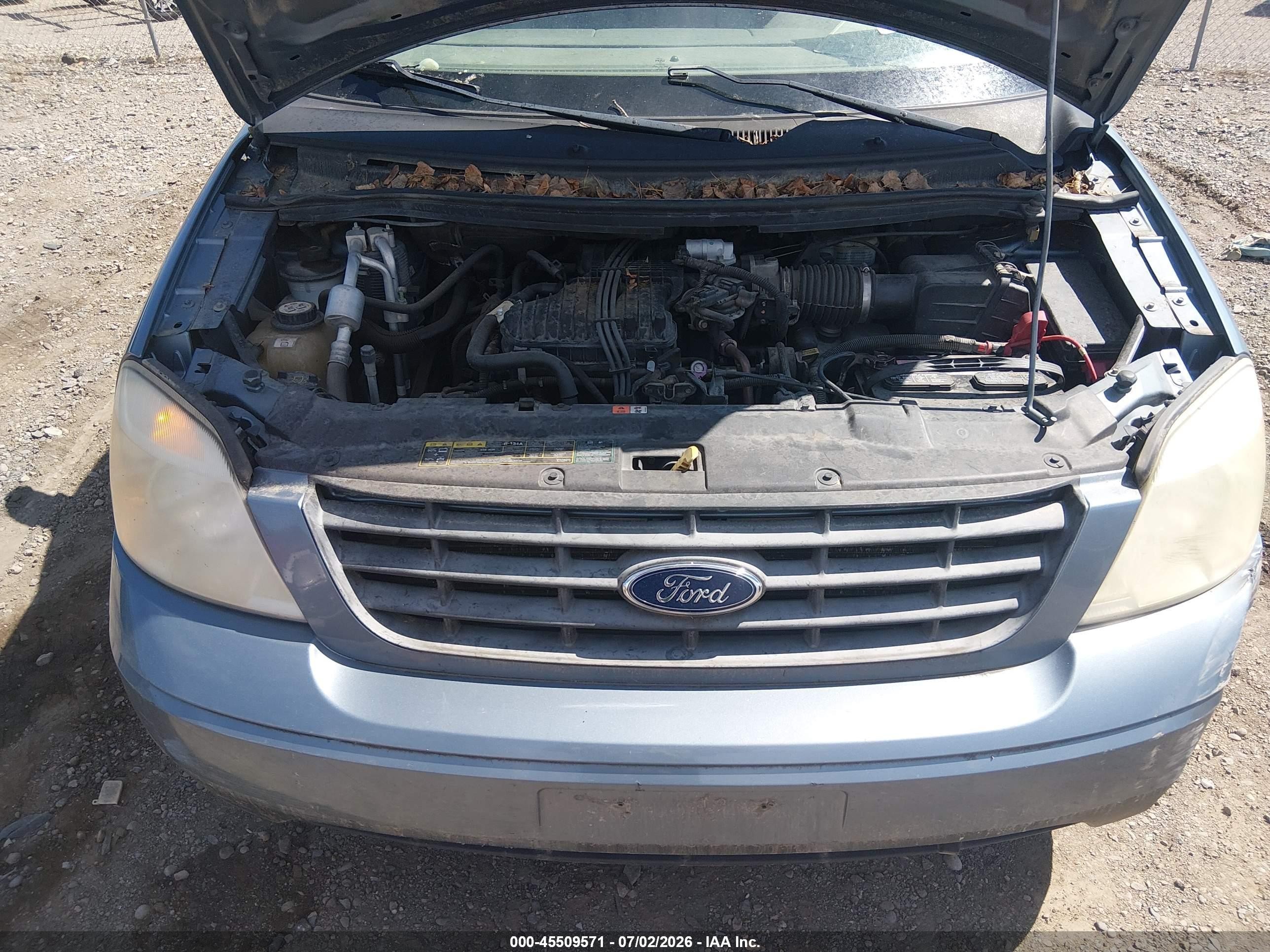 2004 Ford Freestar Ses Синий vin: 2FMDA576X4BA42939