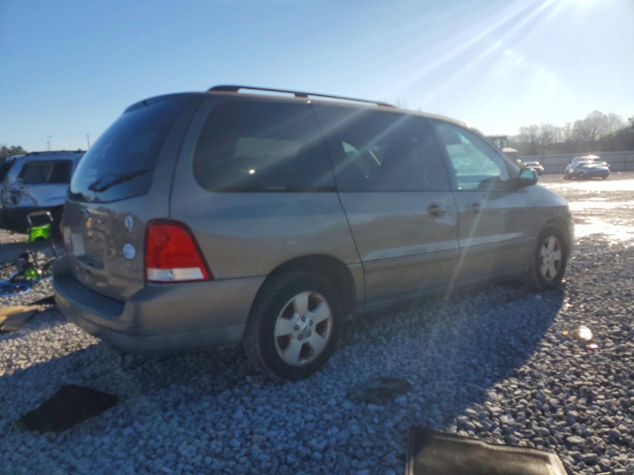 2005 Ford Freestar Ses Brown vin: 2FMDA576X5BA16679