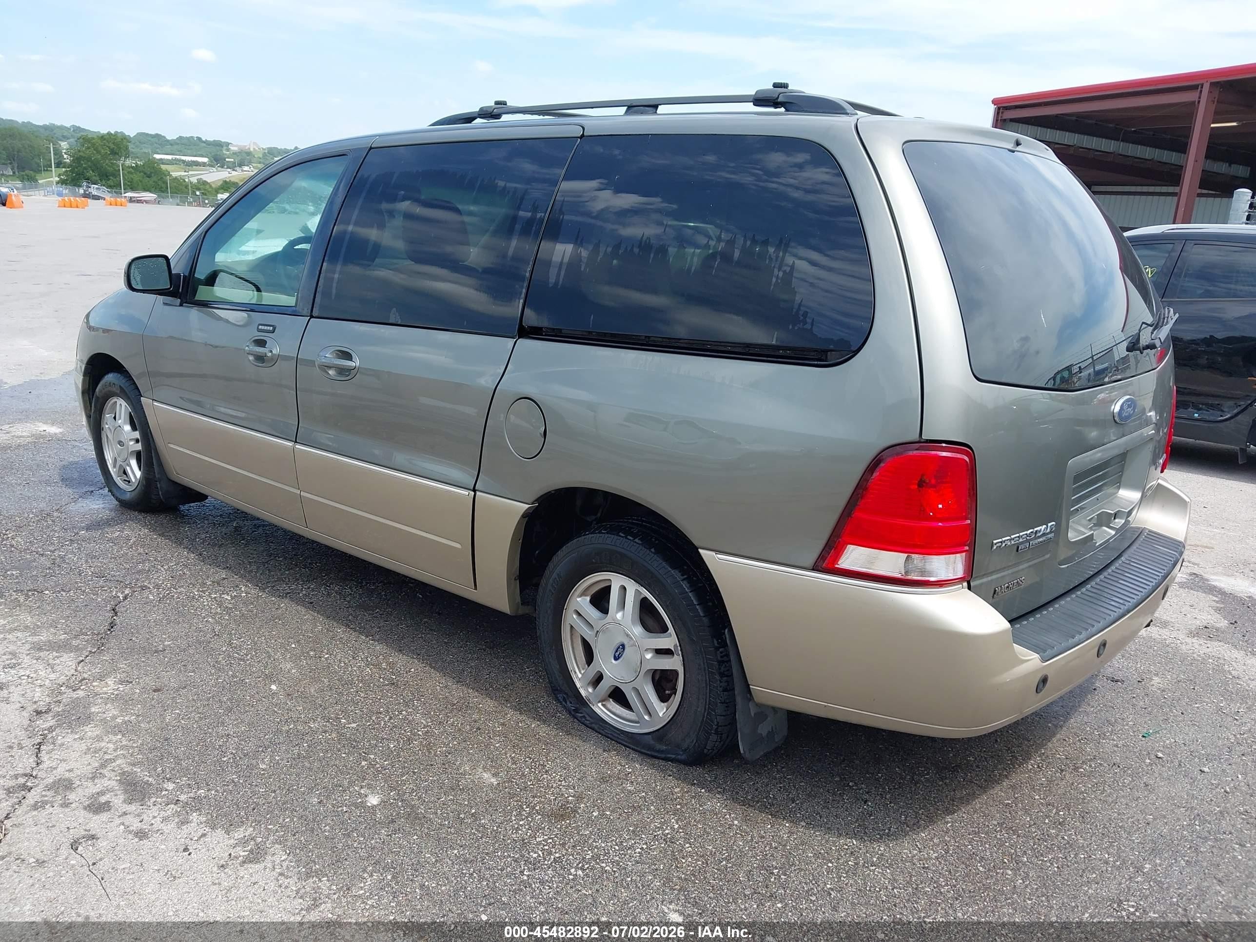 2005 Ford Freestar Limited Brown vin: 2FMDA58205BA30246