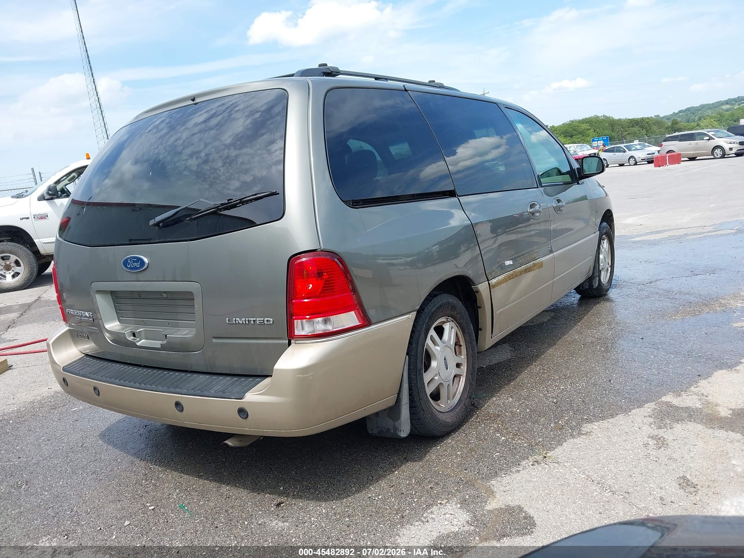 2005 Ford Freestar Limited Brown vin: 2FMDA58205BA30246