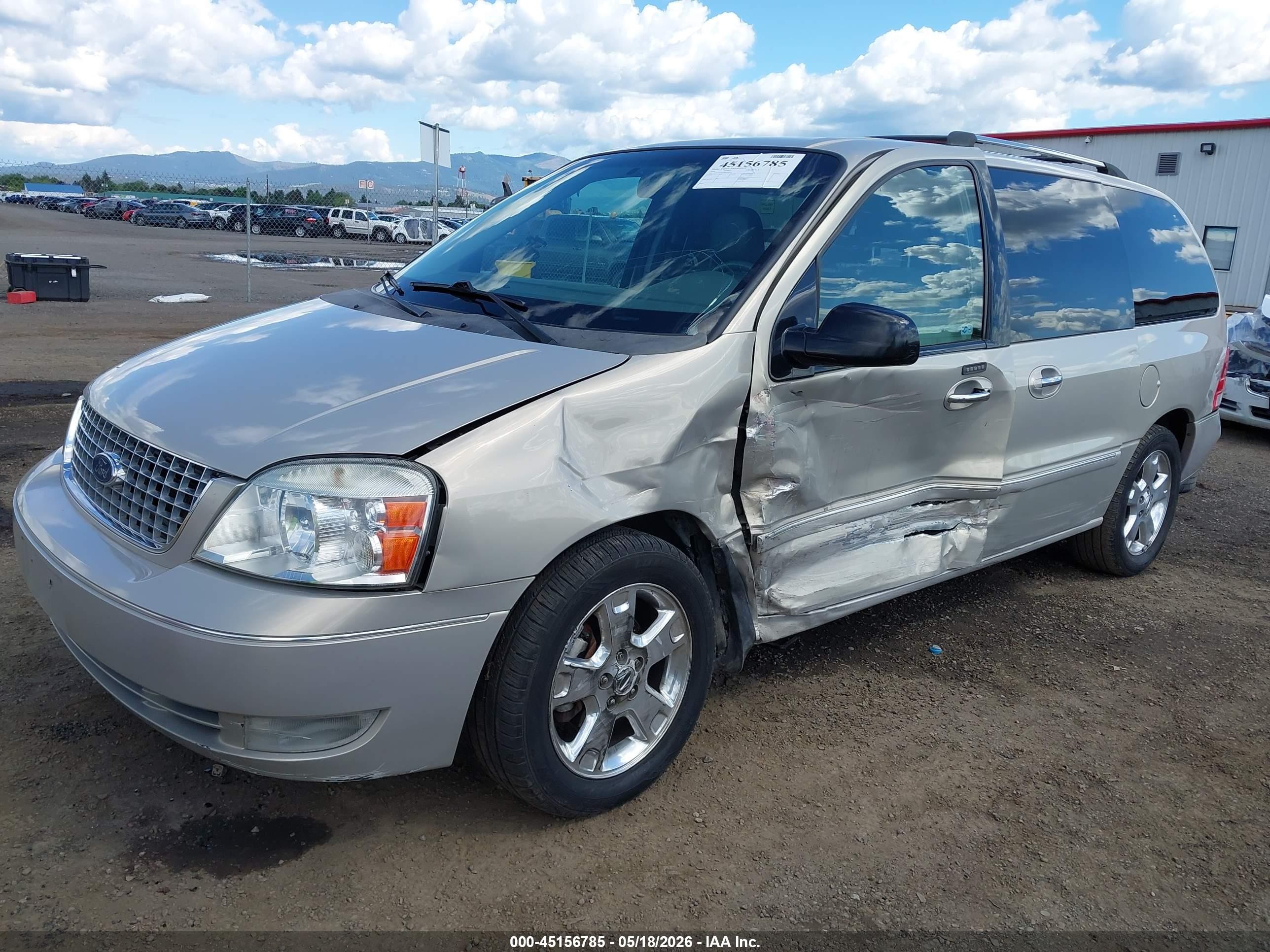 2006 Ford Freestar Limited Серебряный vin: 2FMDA58216BA26935