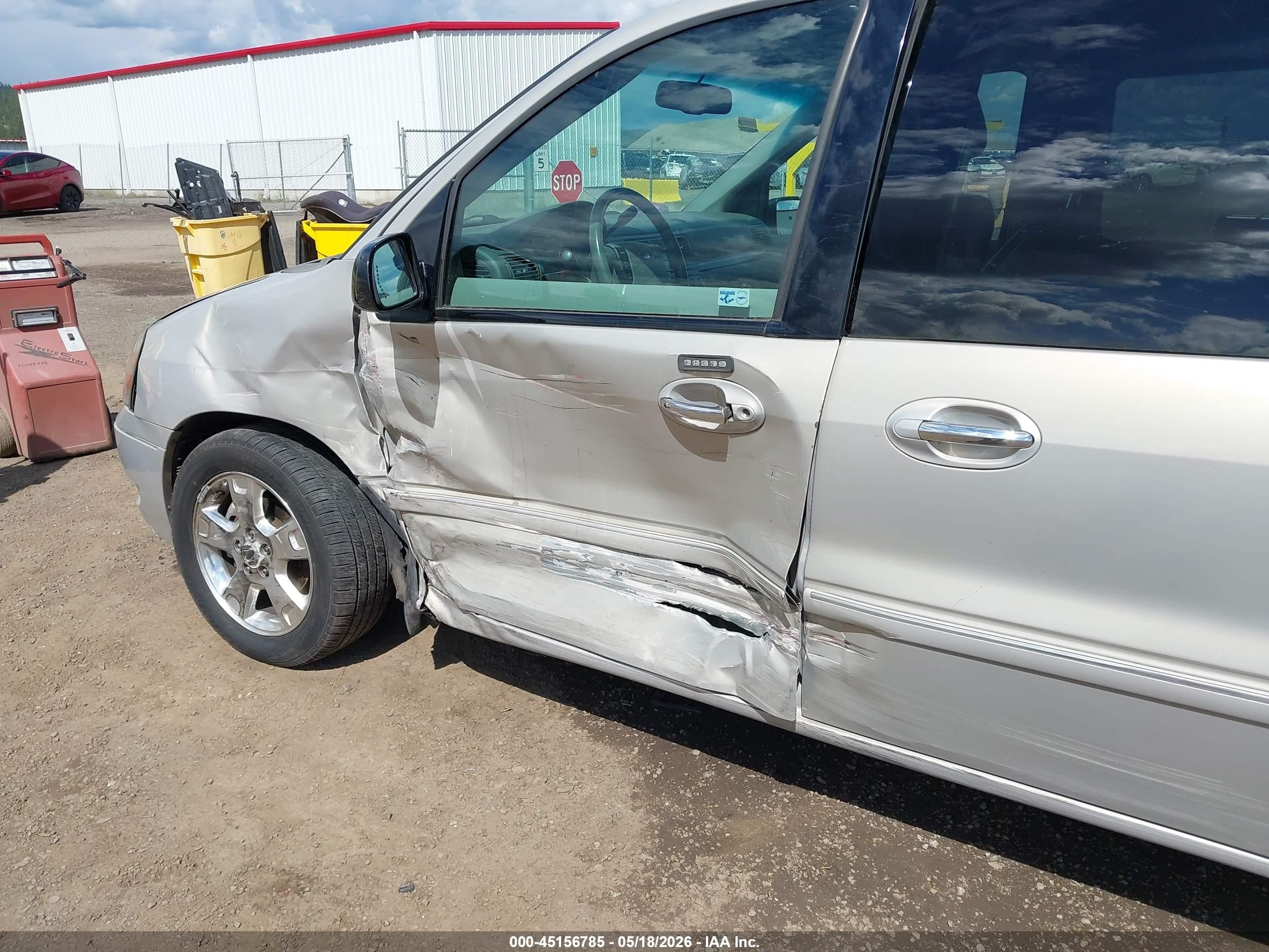 2006 Ford Freestar Limited Серебряный vin: 2FMDA58216BA26935