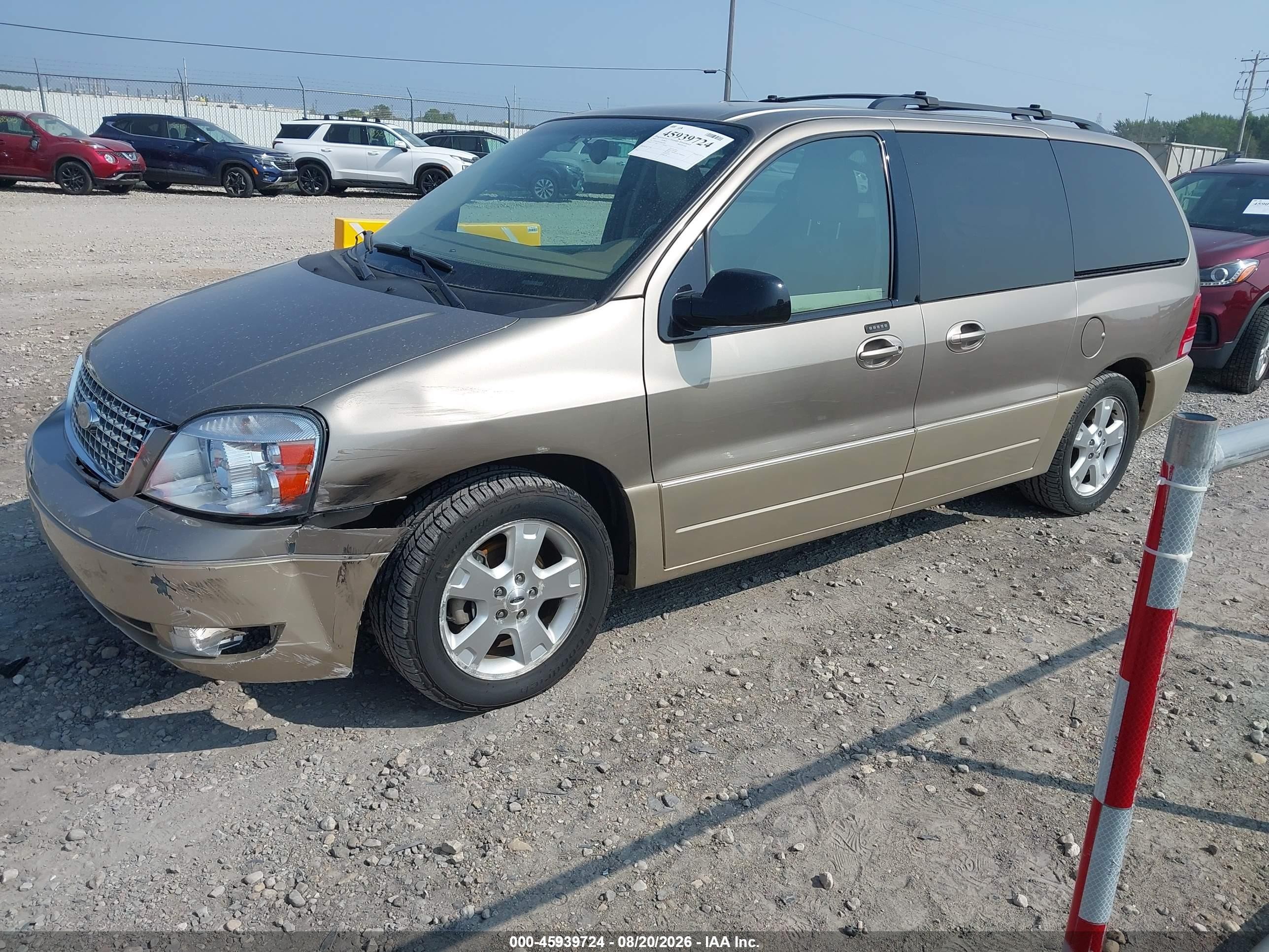 2005 Ford Freestar Limited Silver vin: 2FMDA58225BA54449