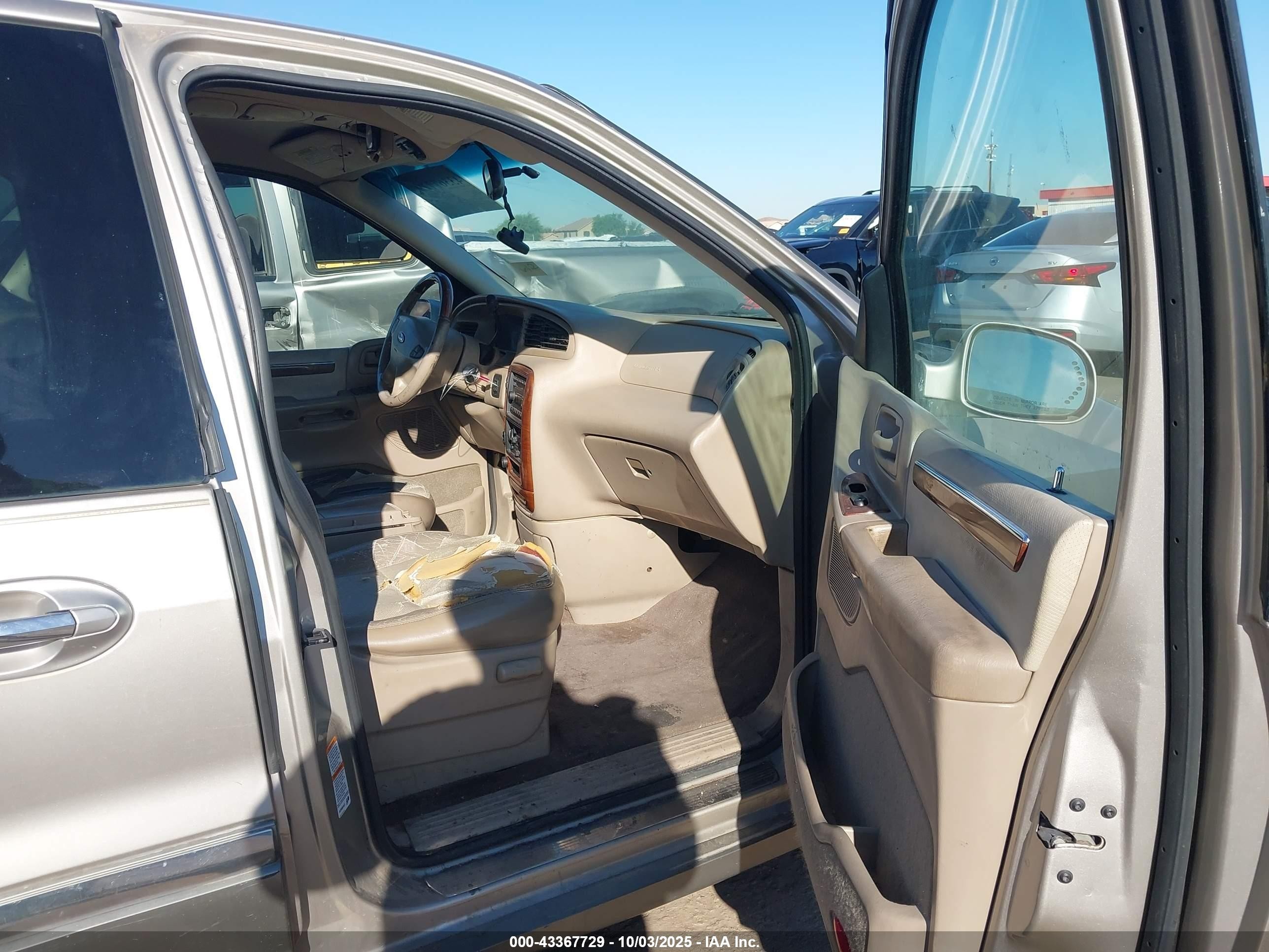 2001 Ford Windstar Limited Gold vin: 2FMDA58451BB04434