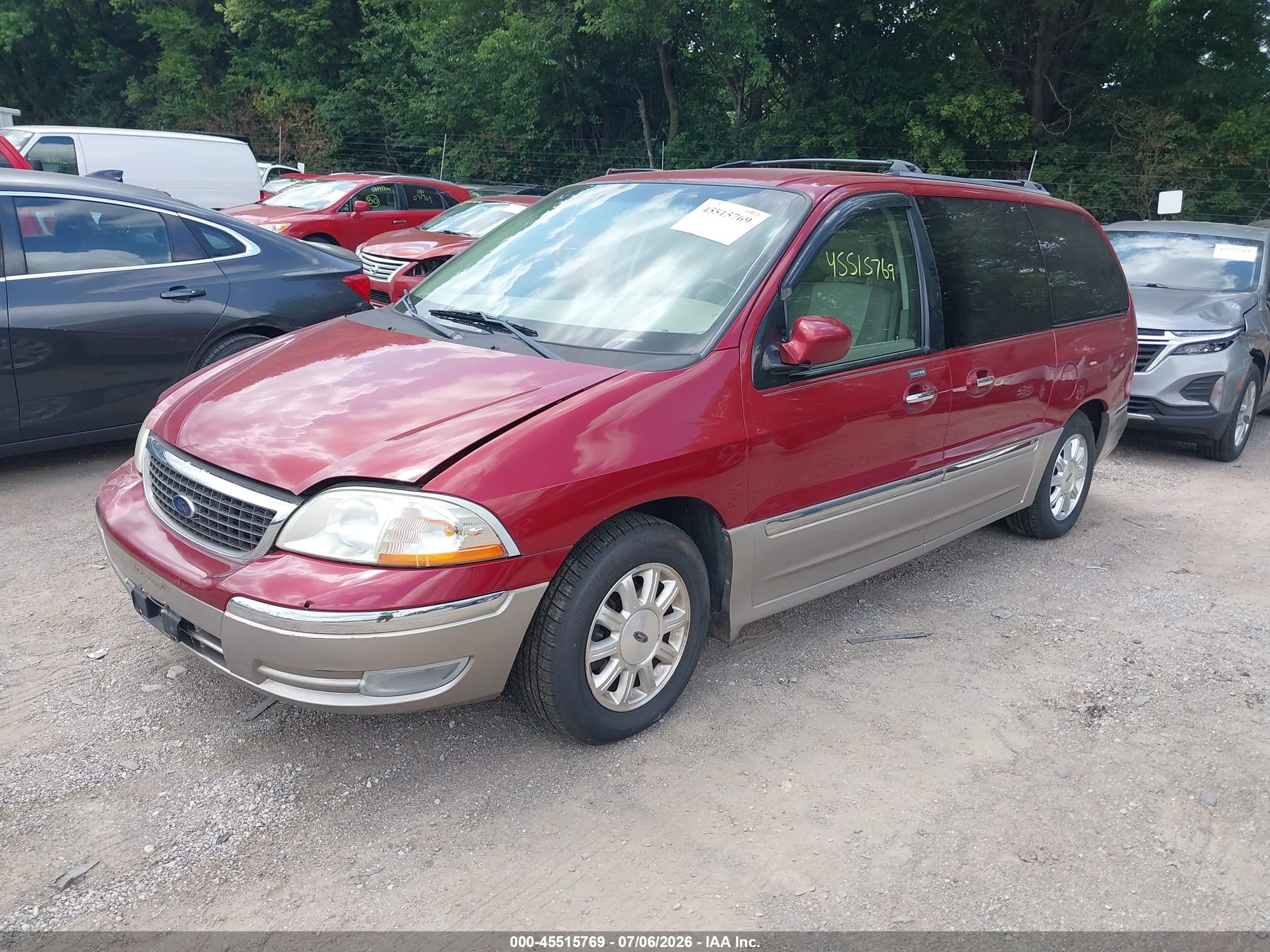 2003 Ford Windstar Limited Red vin: 2FMDA58483BA08543