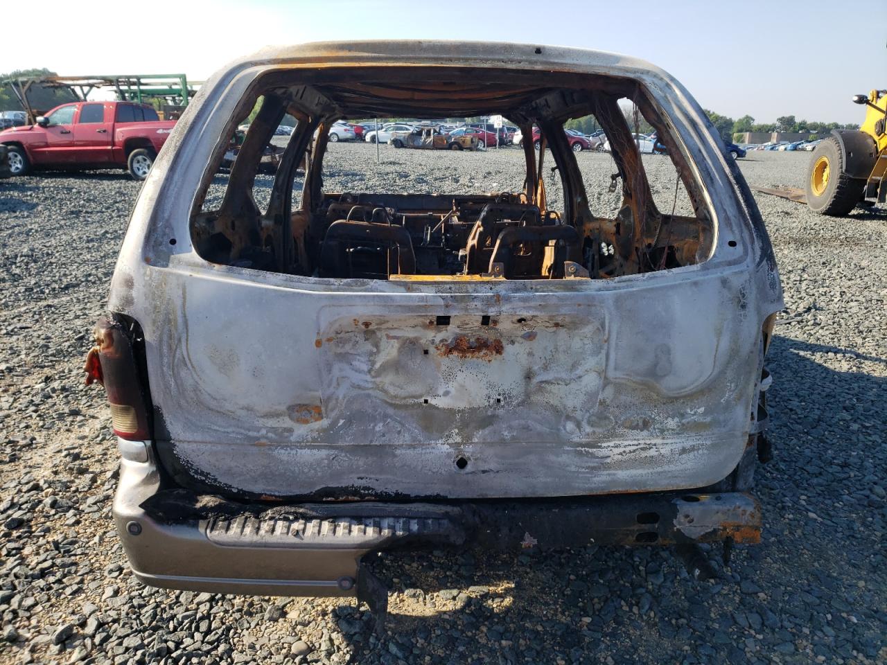2001 Ford Windstar Limited Burn vin: 2FMDA584X1BB87830