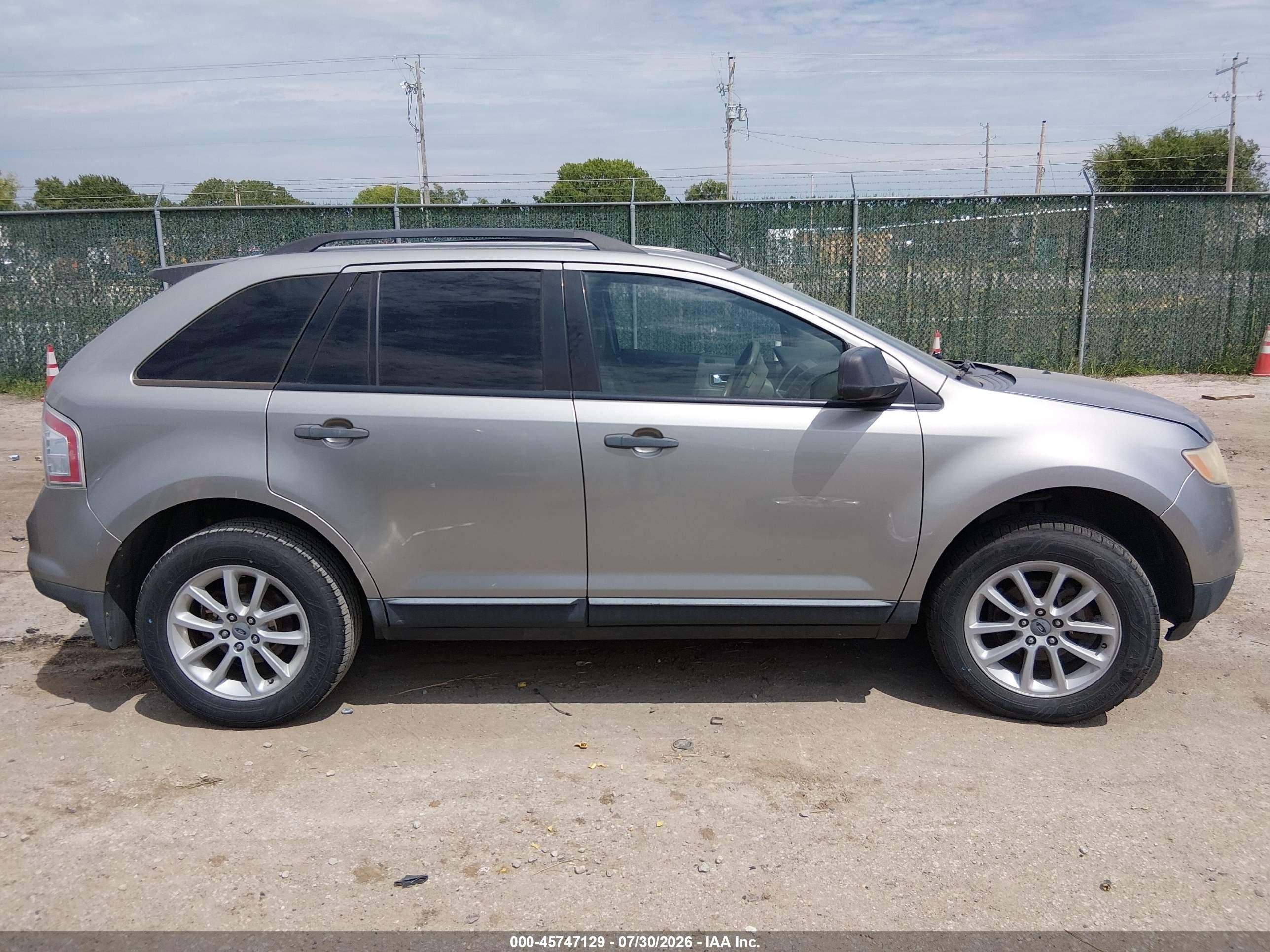 2008 Ford Edge Se Серый vin: 2FMDK36C48BA16867