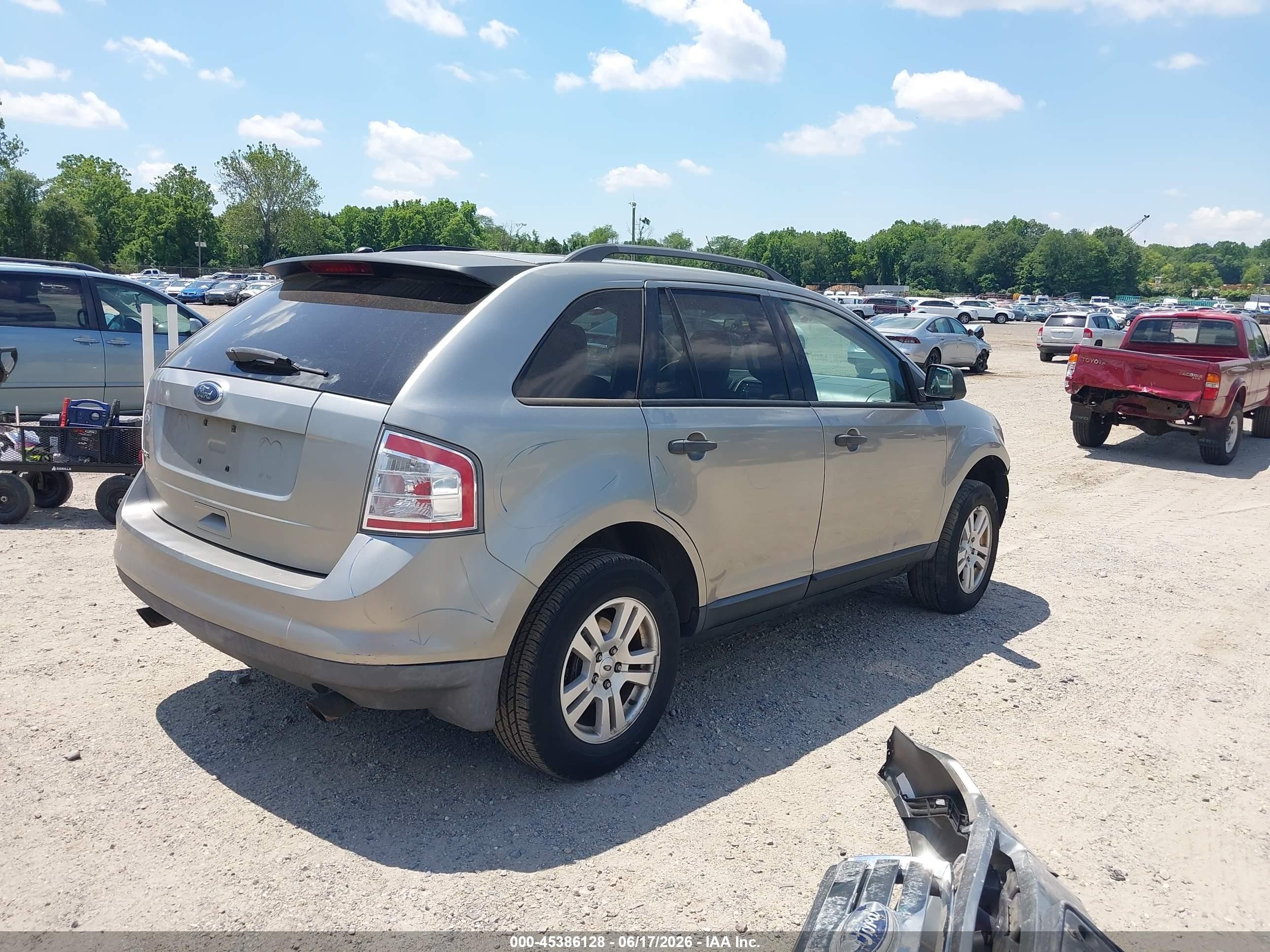 2008 Ford Edge Se Серый vin: 2FMDK36C68BB46875