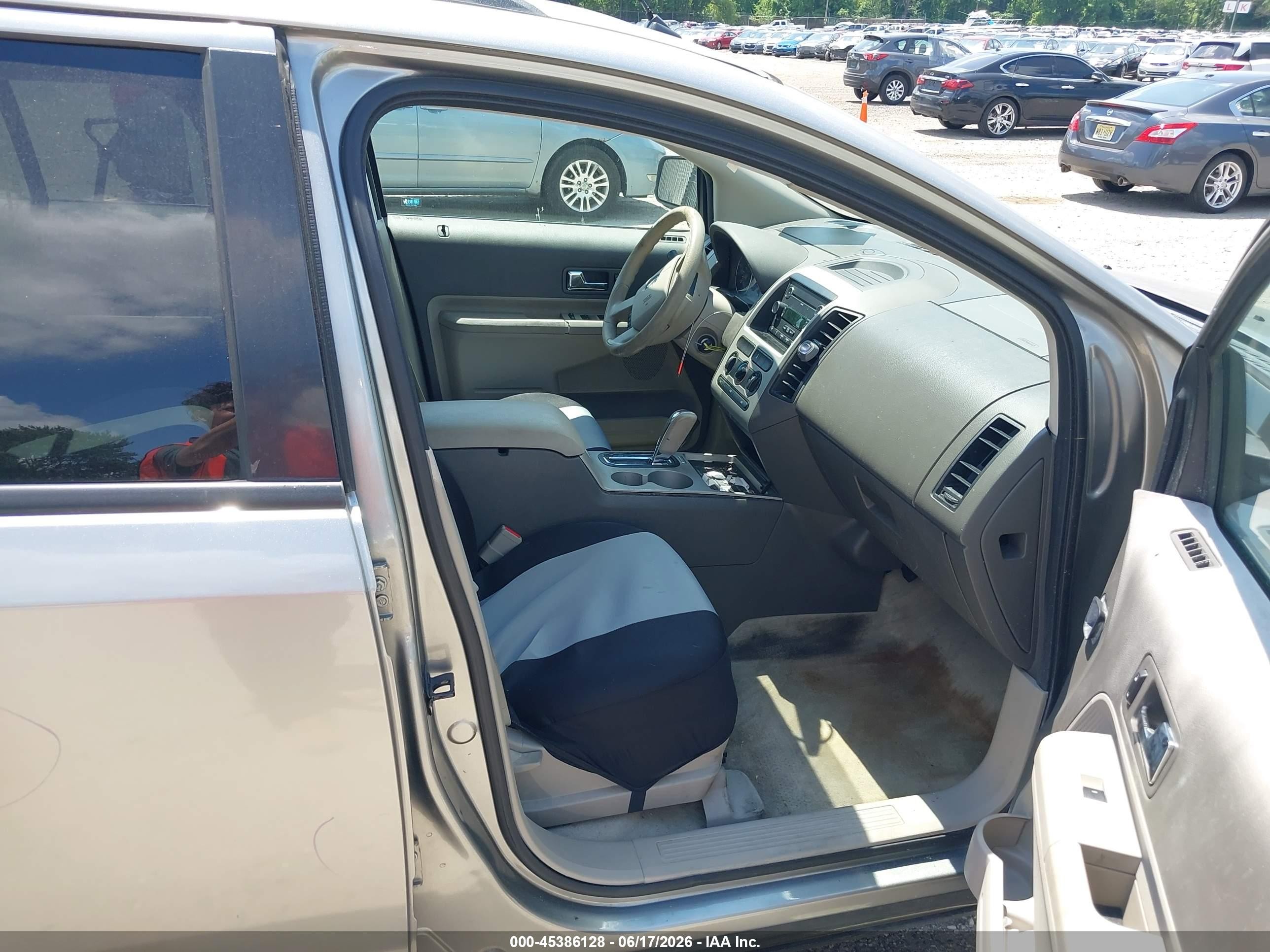 2008 Ford Edge Se Серый vin: 2FMDK36C68BB46875