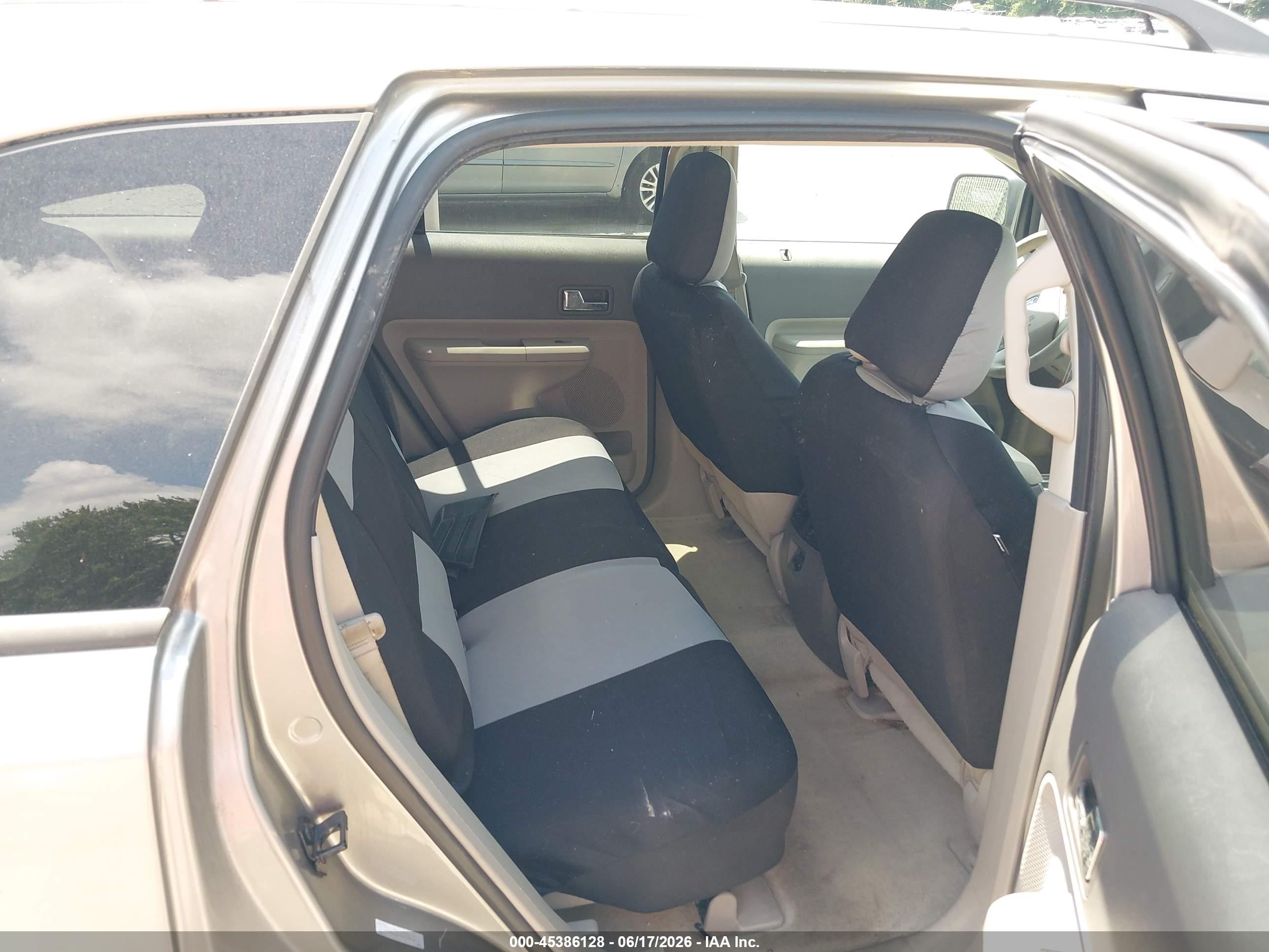 2008 Ford Edge Se Серый vin: 2FMDK36C68BB46875