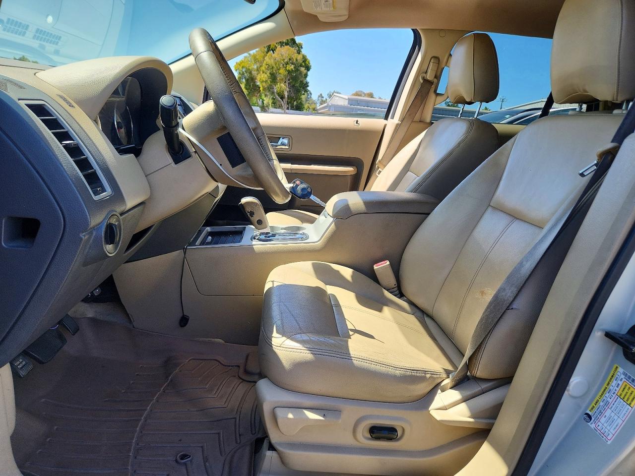 2007 Ford Edge Cream vin: 2FMDK38C07BA79511