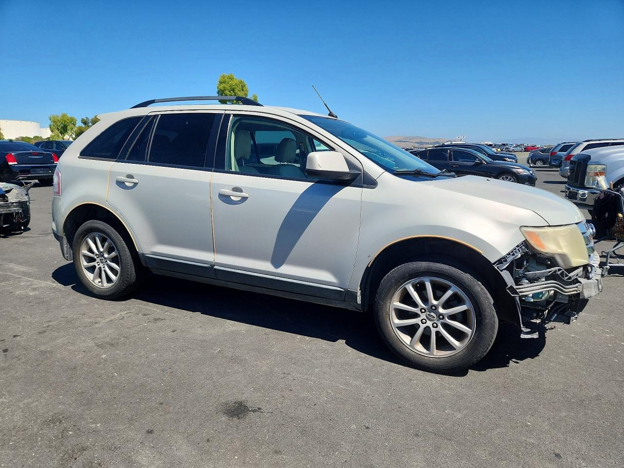 2007 Ford Edge Cream vin: 2FMDK38C07BA79511