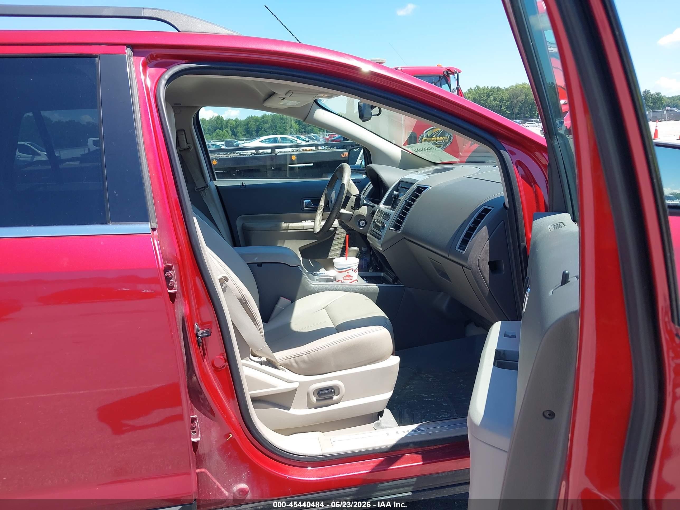 2008 Ford Edge Limited Red vin: 2FMDK39C18BB07283