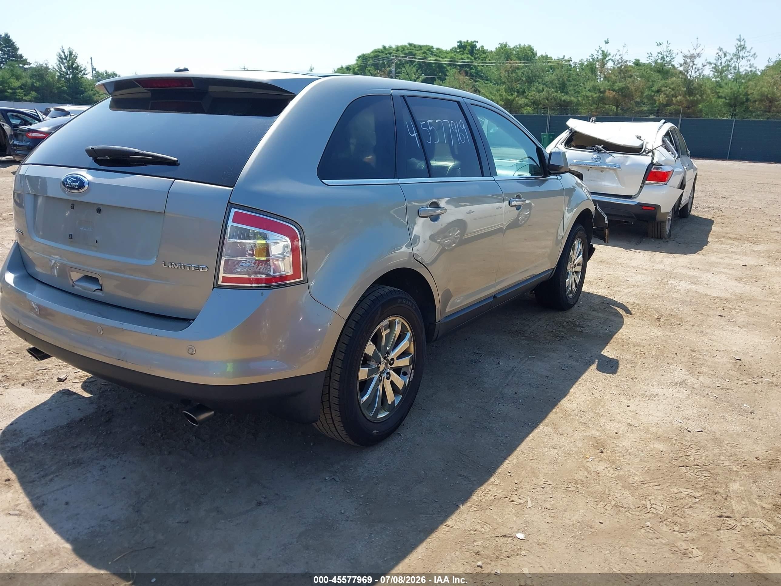 2008 Ford Edge Limited Серебряный vin: 2FMDK39C28BA99856