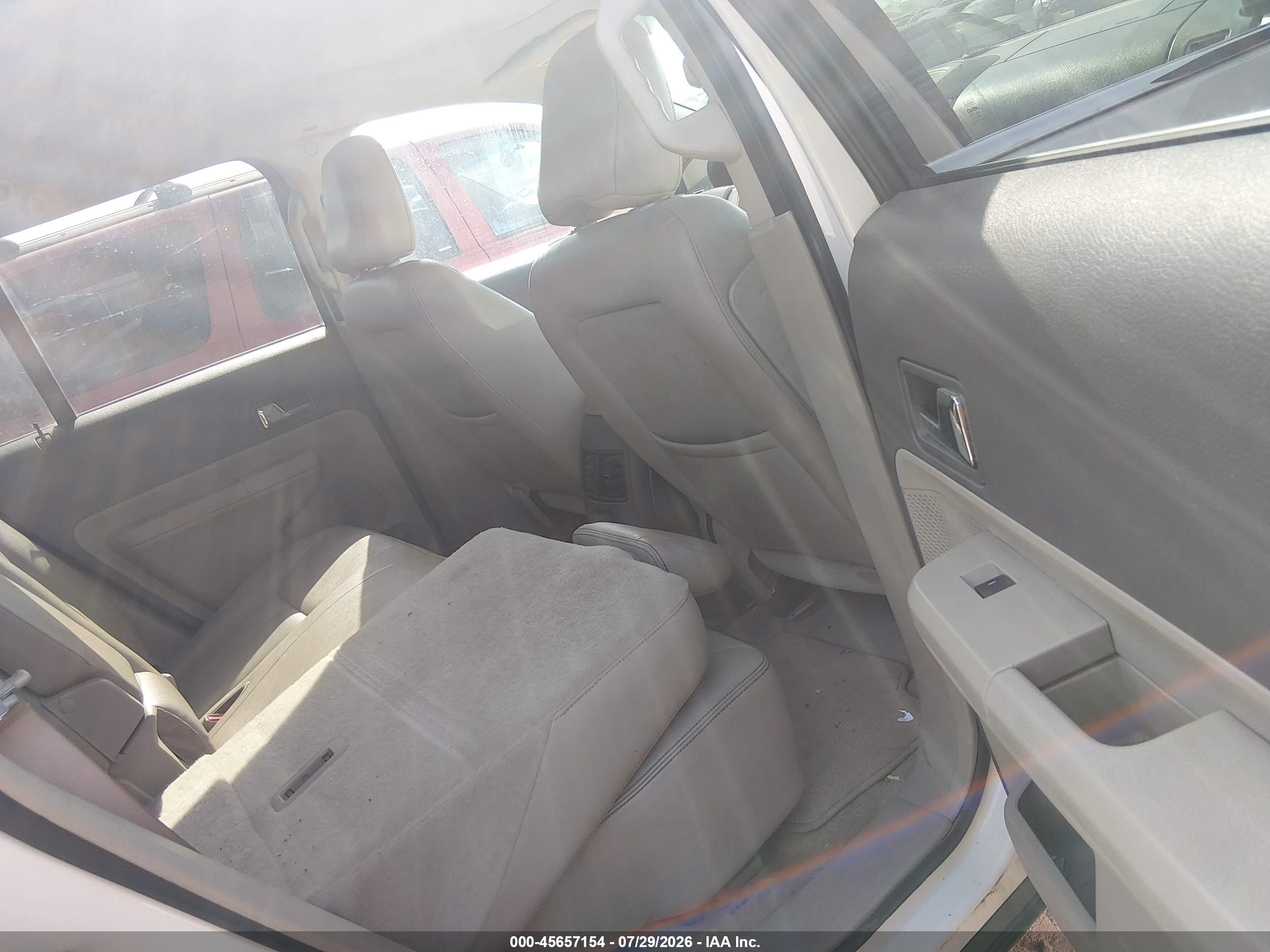 2008 Ford Edge Limited Cream vin: 2FMDK39C88BB16823