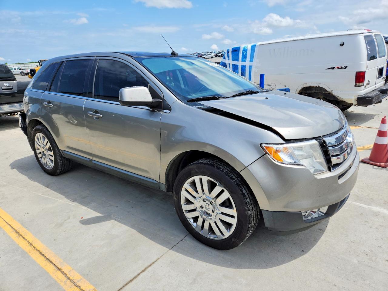 2008 Ford Edge Серебряный vin: 2FMDK39C98BB49202
