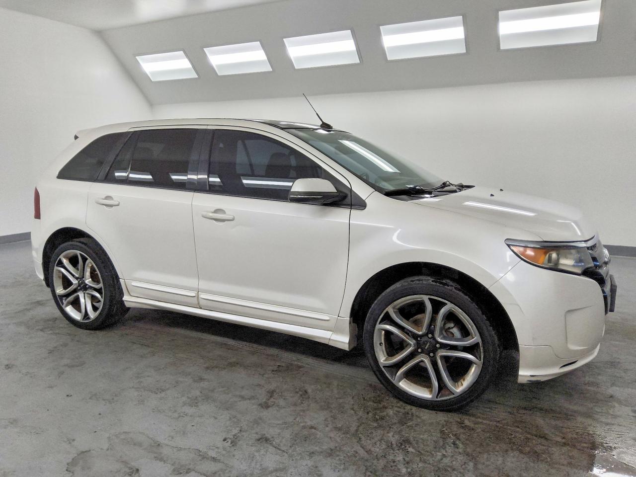 2014 Ford Edge Sport White vin: 2FMDK3AK4EBA68199