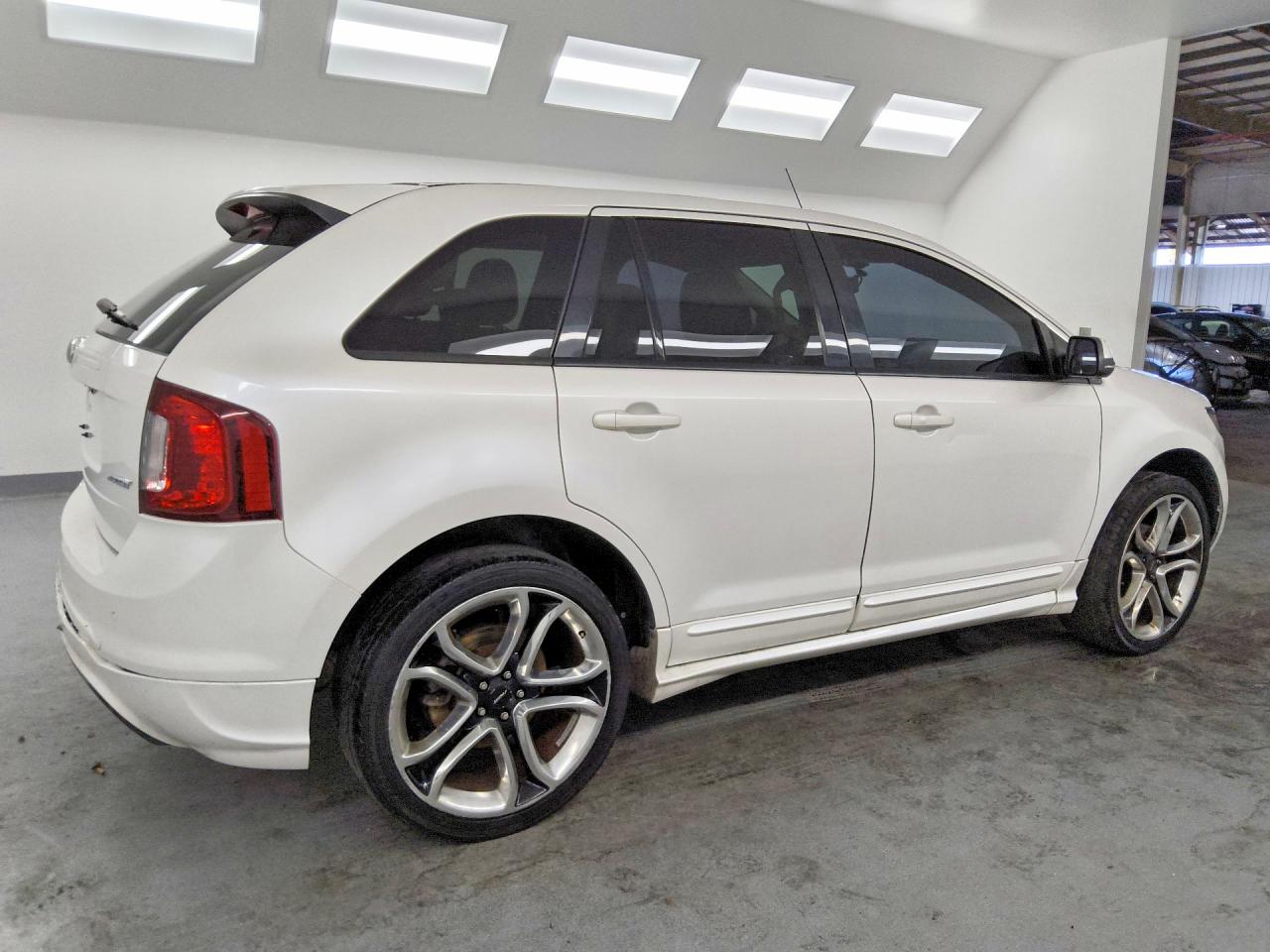 2014 Ford Edge Sport White vin: 2FMDK3AK4EBA68199