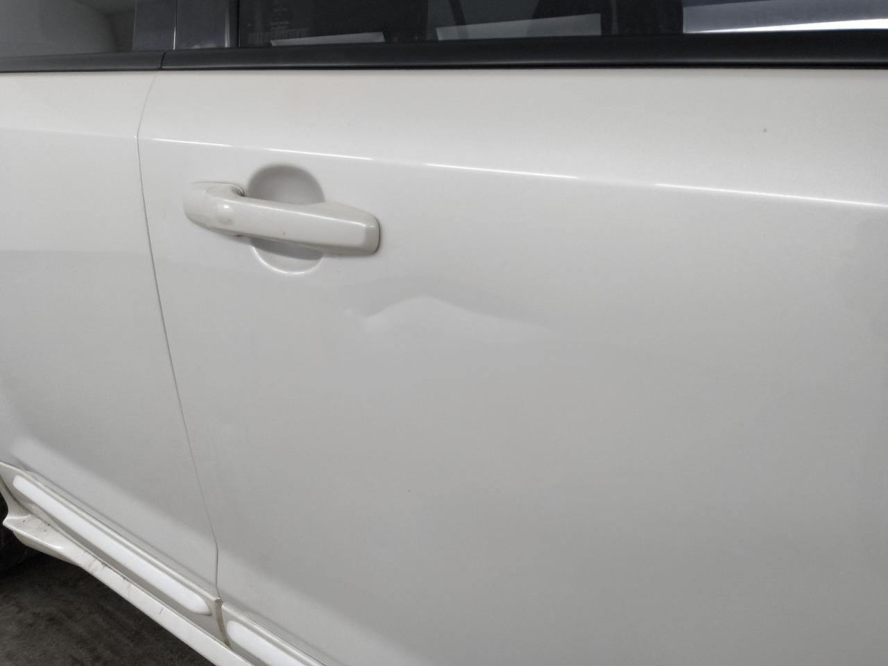 2014 Ford Edge Sport White vin: 2FMDK3AK4EBA68199 Damage: Right Front Door, Dent(S) W/No Paint Dmg, Pdr-1 Dent