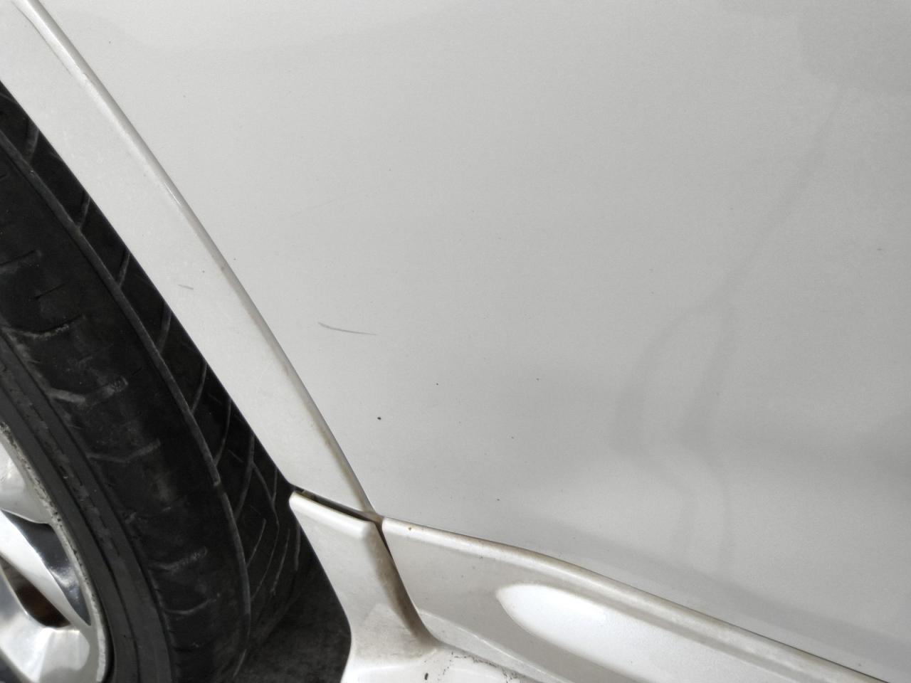 2014 Ford Edge Sport White vin: 2FMDK3AK4EBA68199 Damage: Right Rear Door, Heavy Scratch, 1/2 To 1 Inch