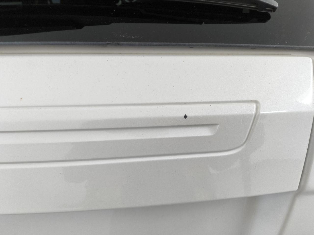 2014 Ford Edge Sport White vin: 2FMDK3AK4EBA68199 Damage: Liftgate Cladding, Chipped, 1