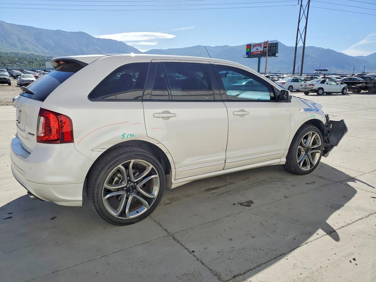 2014 Ford Edge Sport White vin: 2FMDK3AK6EBA98384