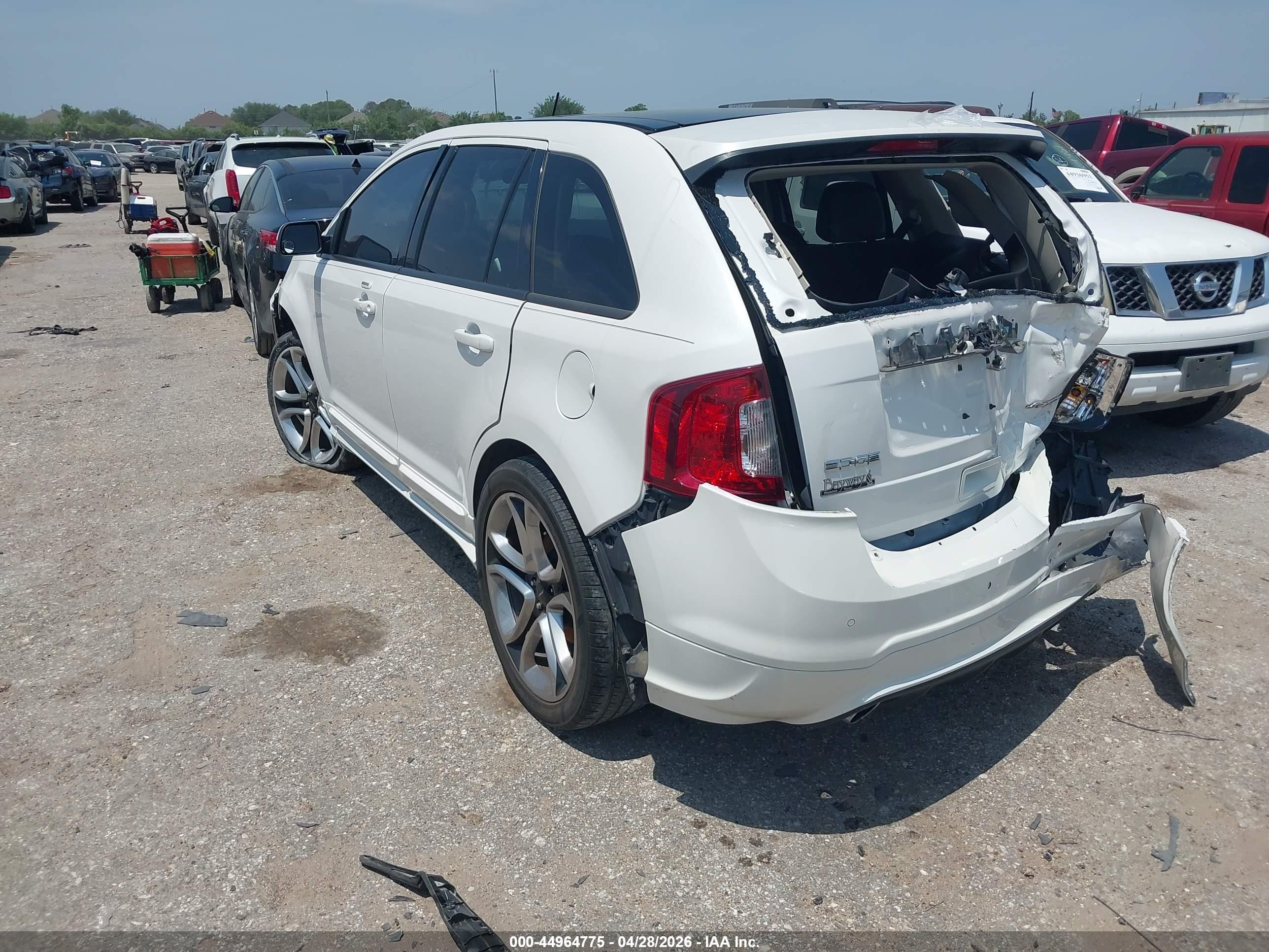 2013 Ford Edge Sport White vin: 2FMDK3AK8DBC97287