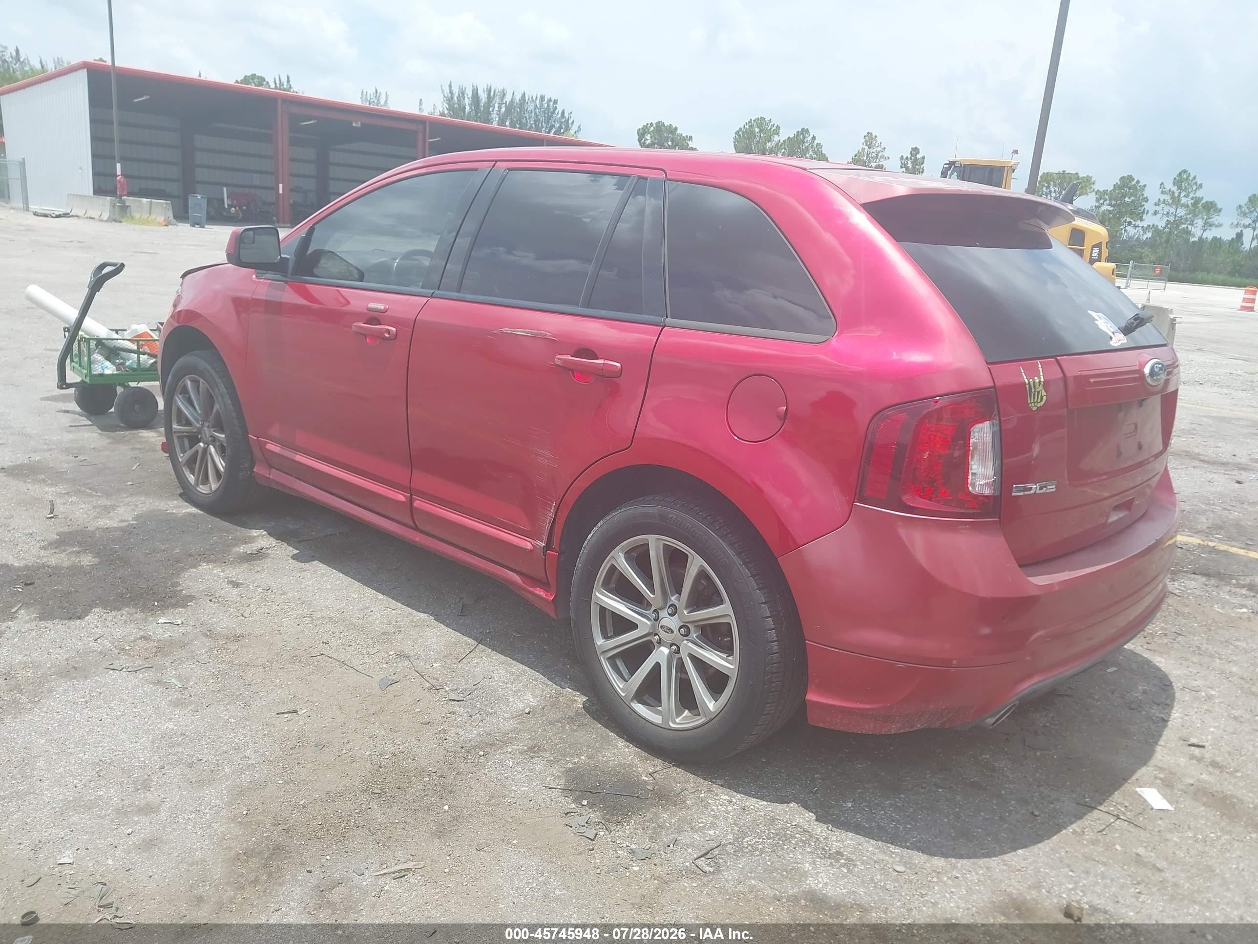 2011 Ford Edge Sport Red vin: 2FMDK3AKXBBA80000