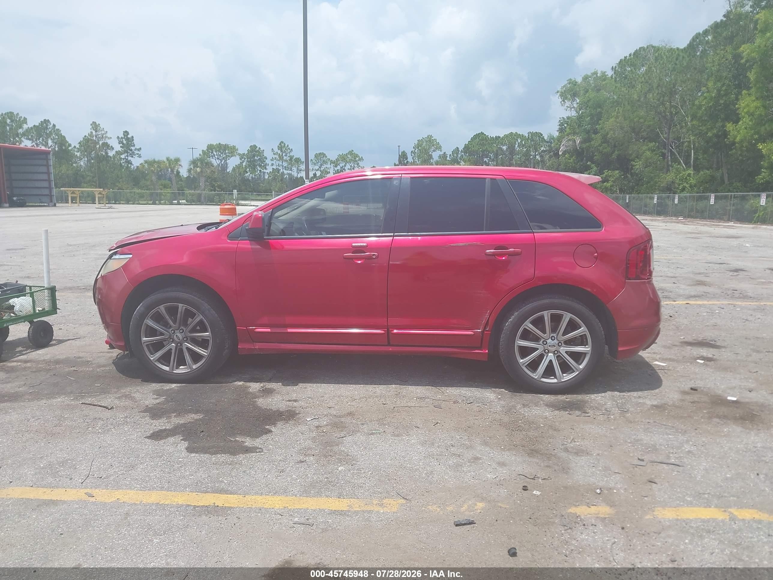 2011 Ford Edge Sport Red vin: 2FMDK3AKXBBA80000