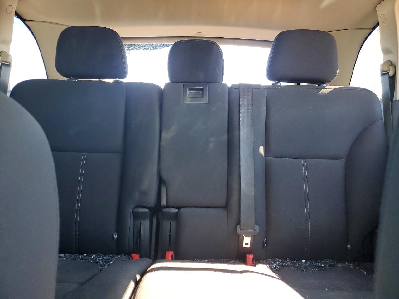 2012 Ford Edge Se Silver vin: 2FMDK3G90CBA11774