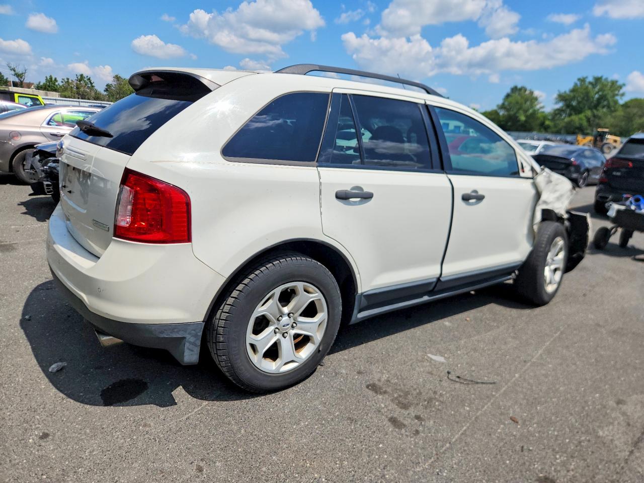 2013 Ford Edge Se Белый vin: 2FMDK3G92DBB23798