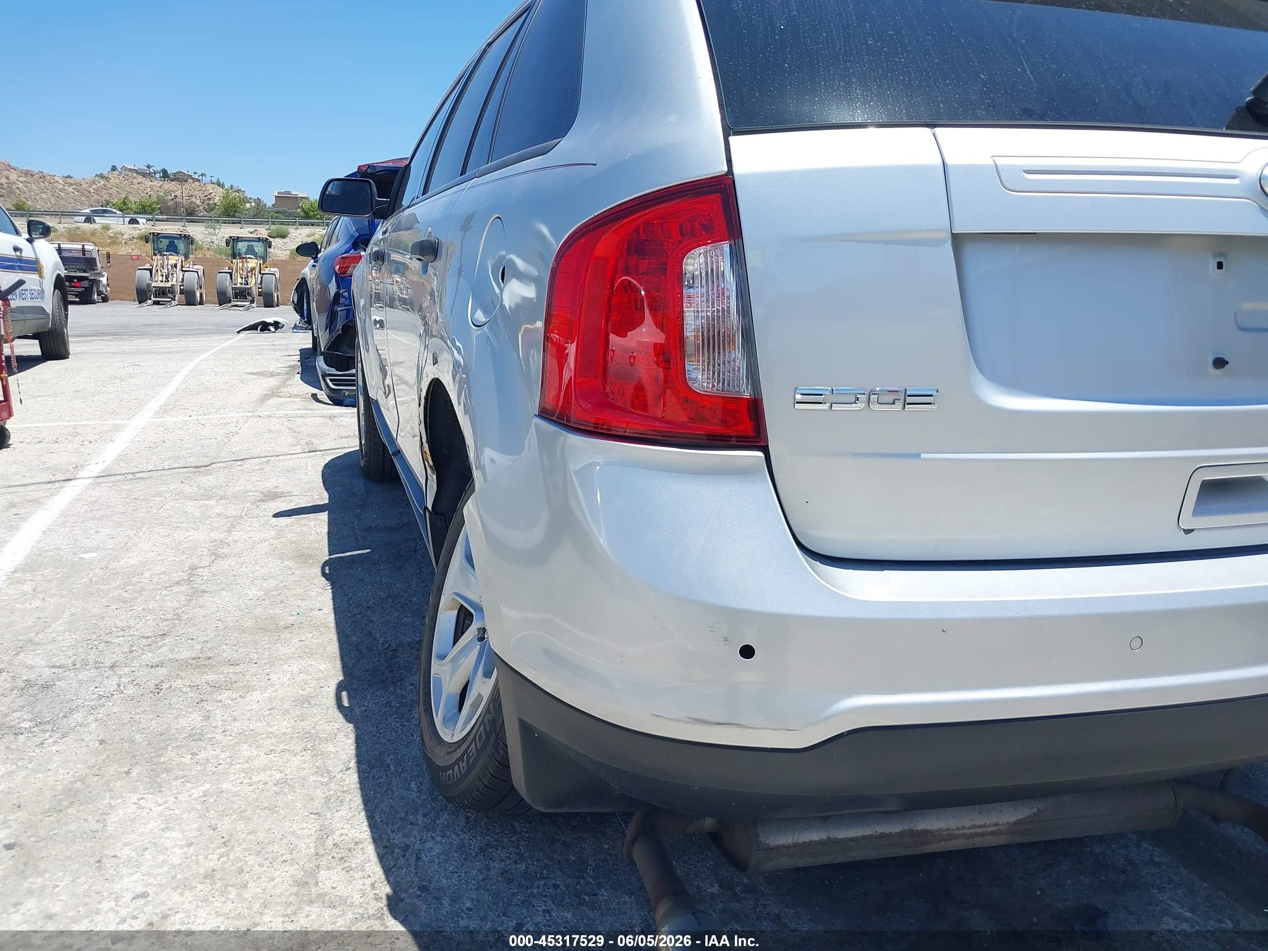 2014 Ford Edge Se Silver vin: 2FMDK3G92EBA47565