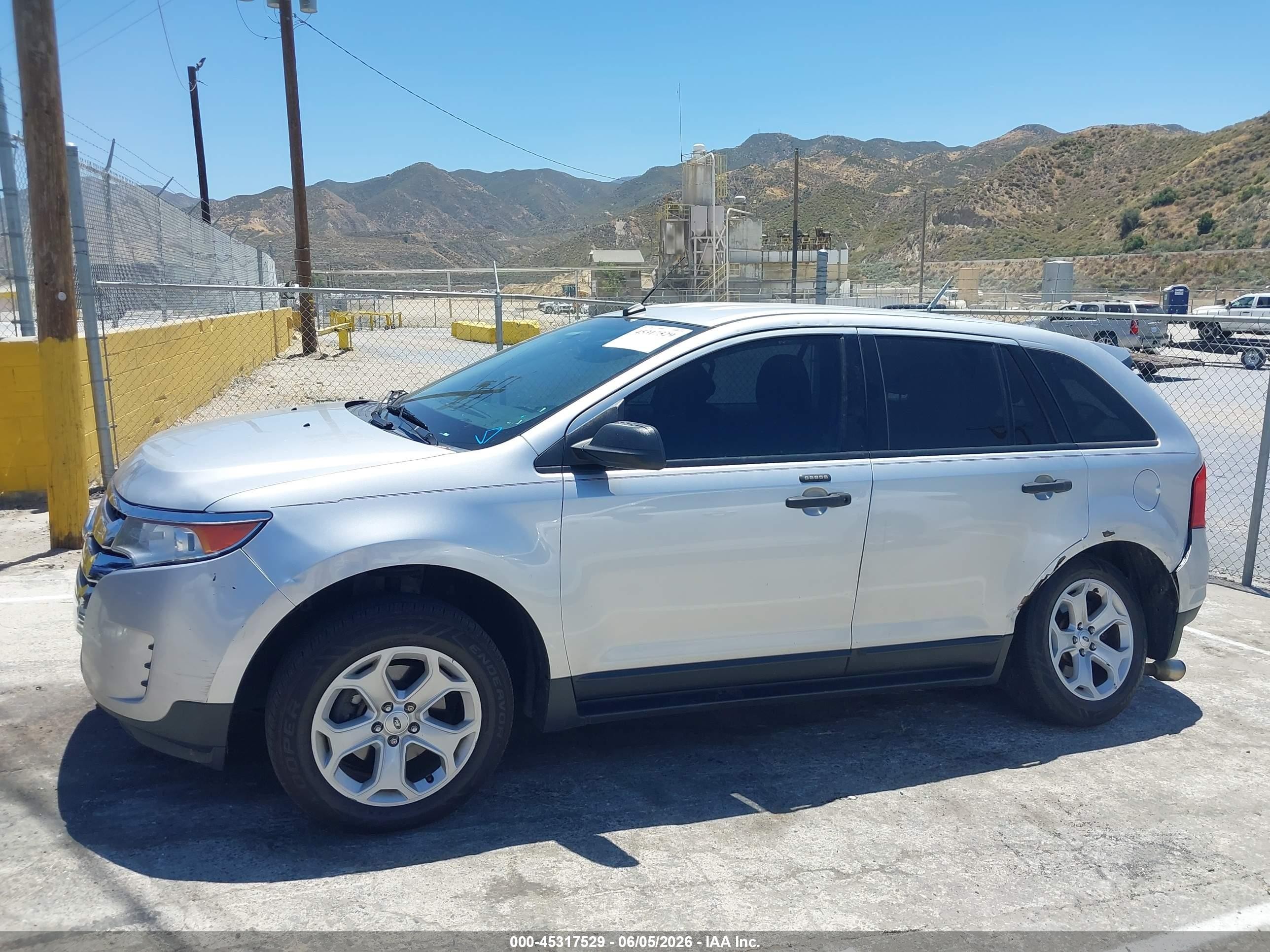 2014 Ford Edge Se Silver vin: 2FMDK3G92EBA47565