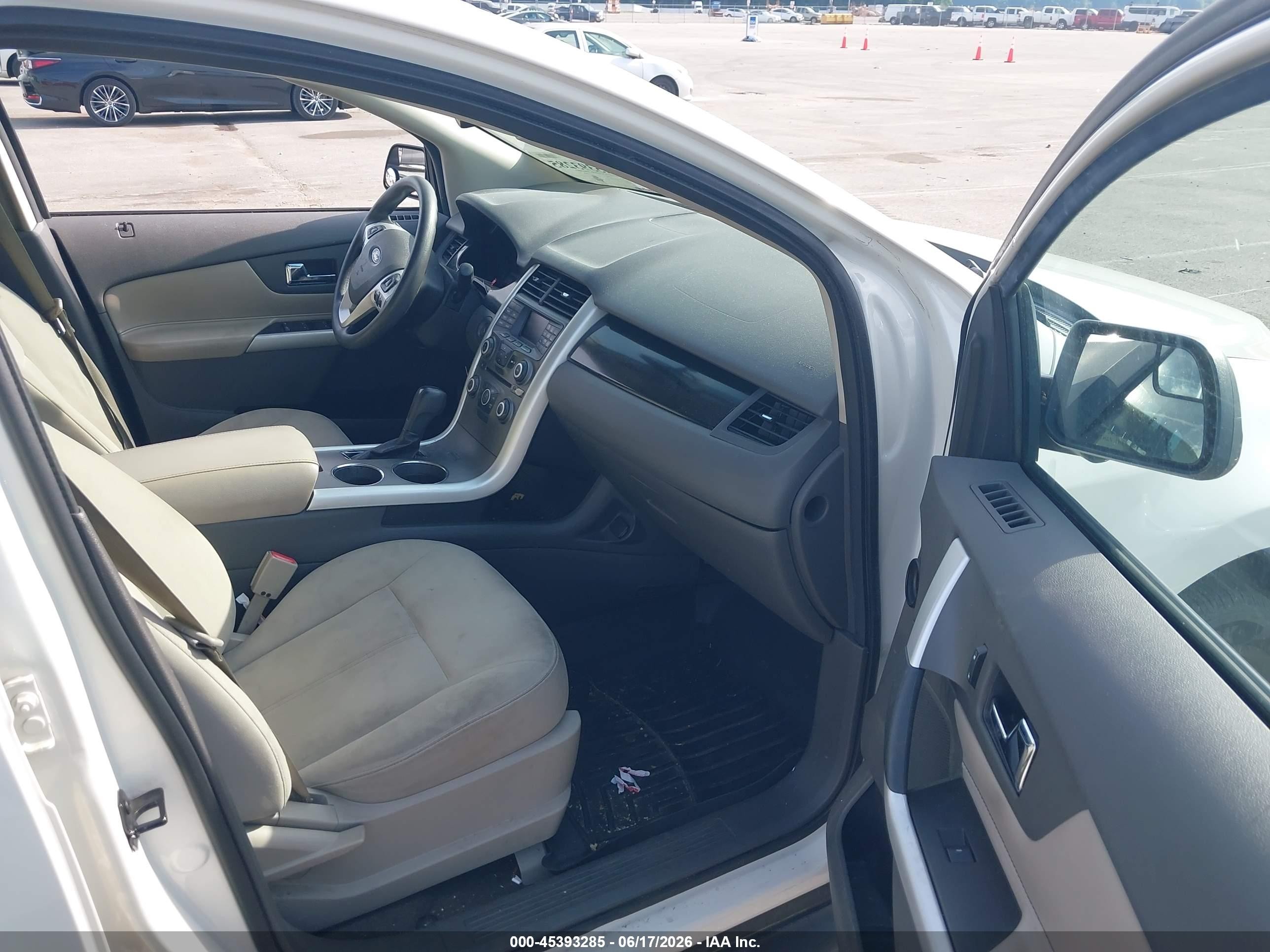 2013 Ford Edge Se White vin: 2FMDK3G93DBA04402