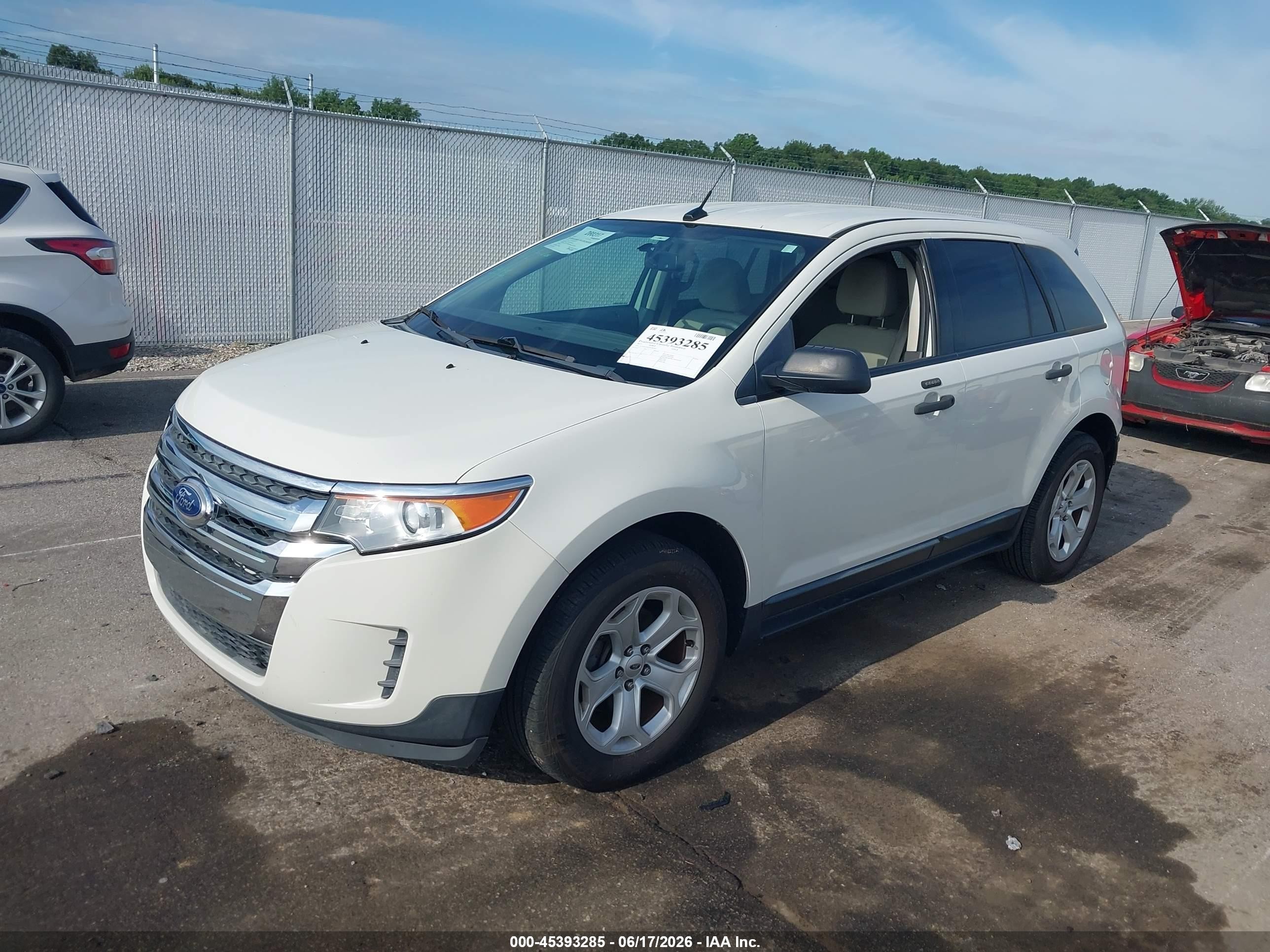 2013 Ford Edge Se White vin: 2FMDK3G93DBA04402