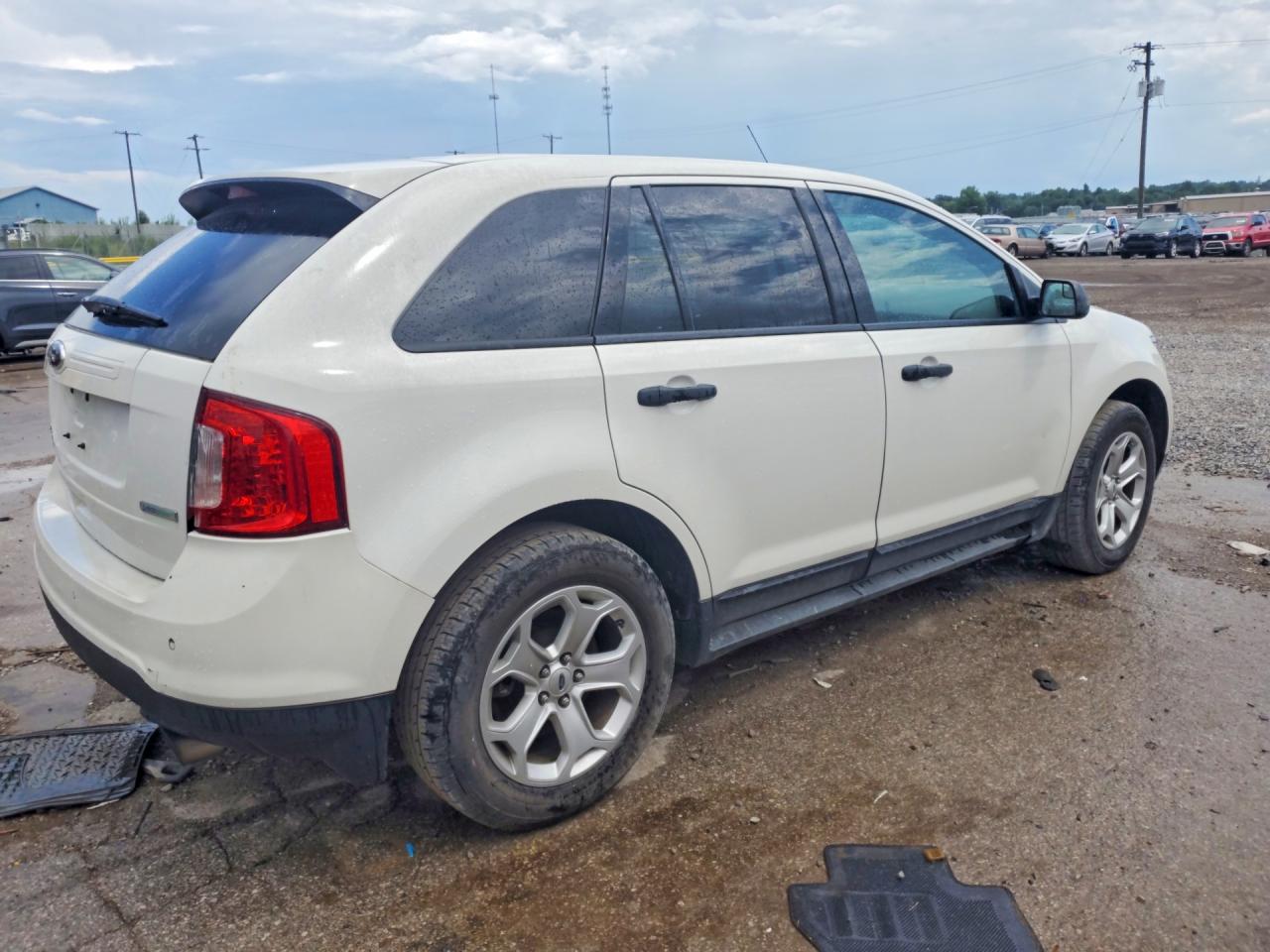 2013 Ford Edge Se White vin: 2FMDK3G93DBE32180