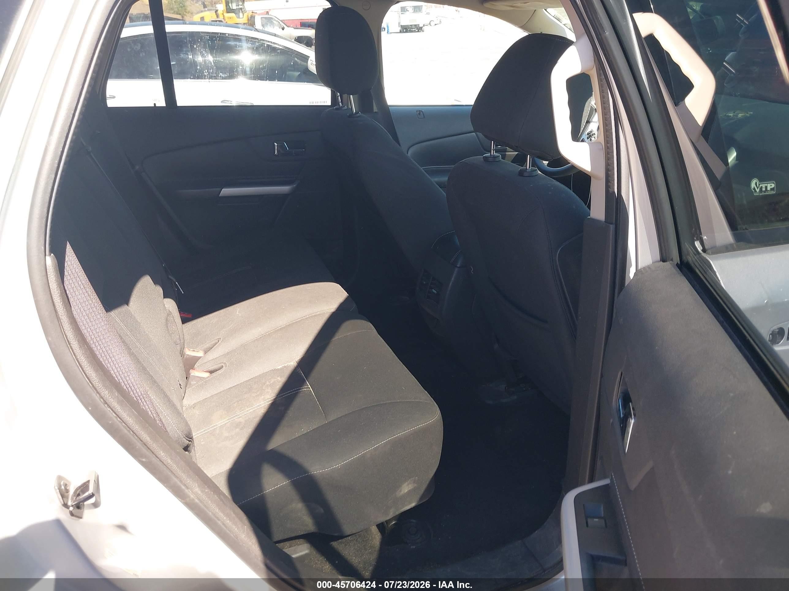 2013 Ford Edge Se Silver vin: 2FMDK3GC0DBE38143