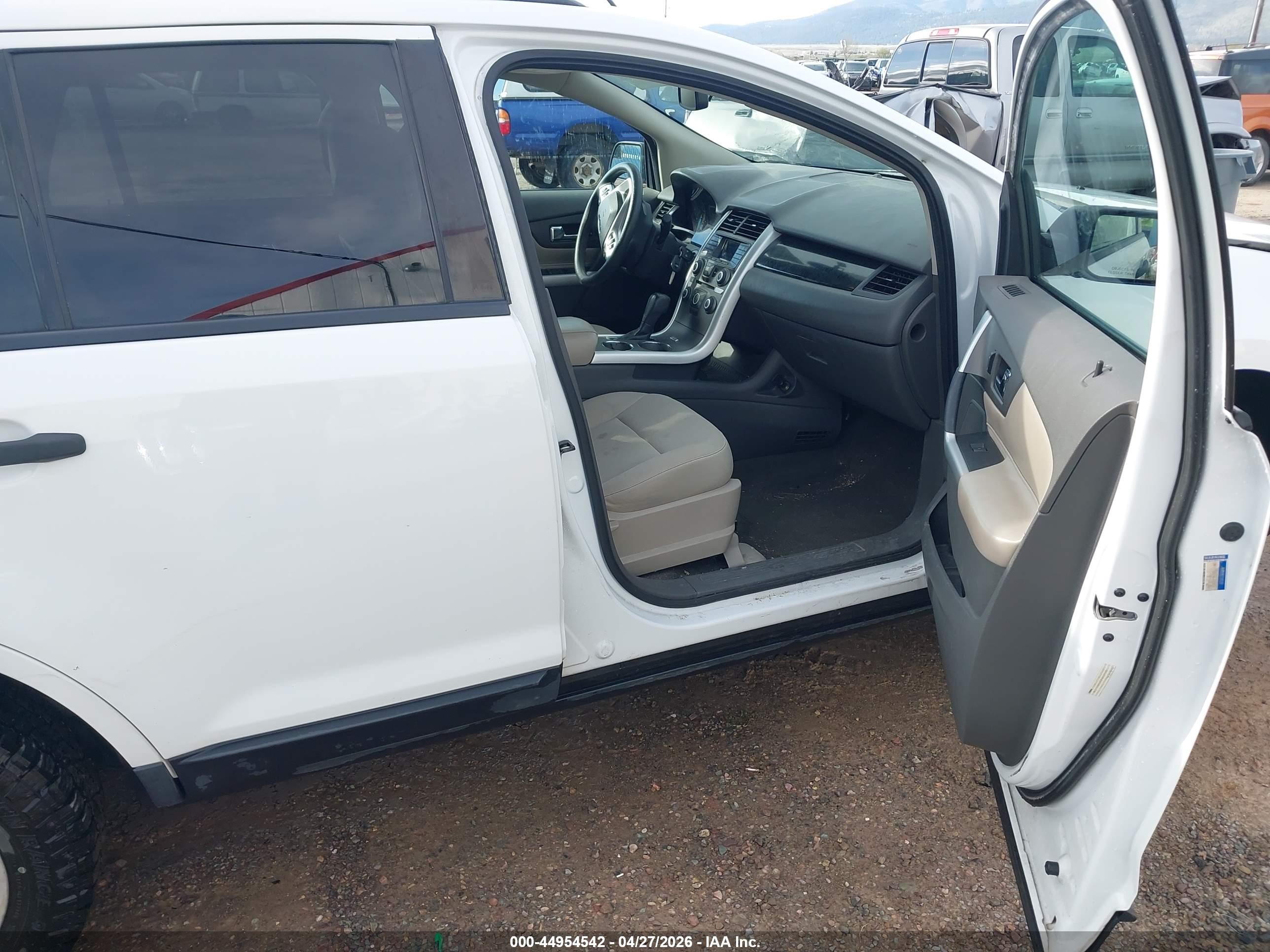 2014 Ford Edge Se White vin: 2FMDK3GC0EBA25415