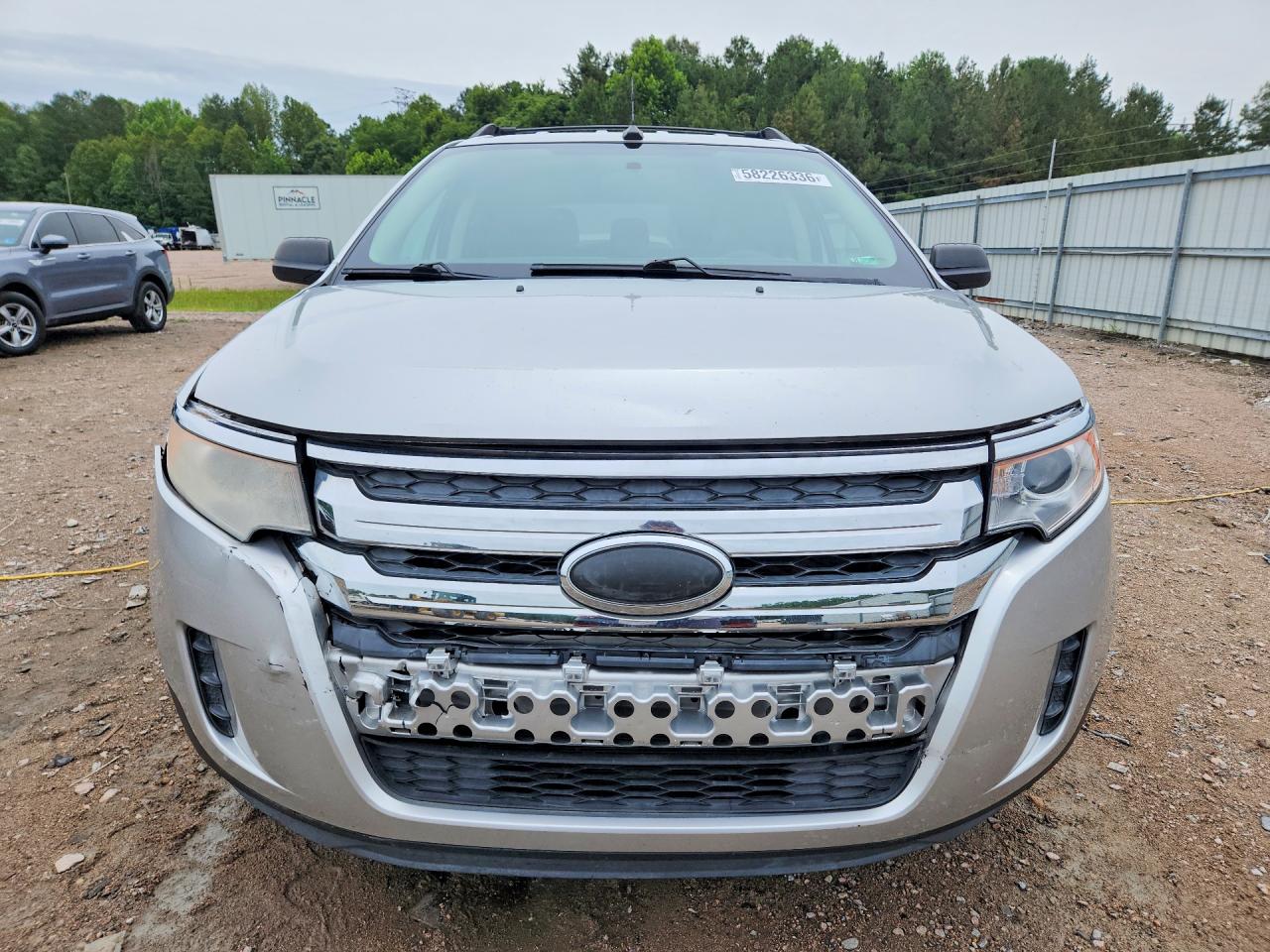 2011 Ford Edge Серебряный vin: 2FMDK3GC1BBB12672