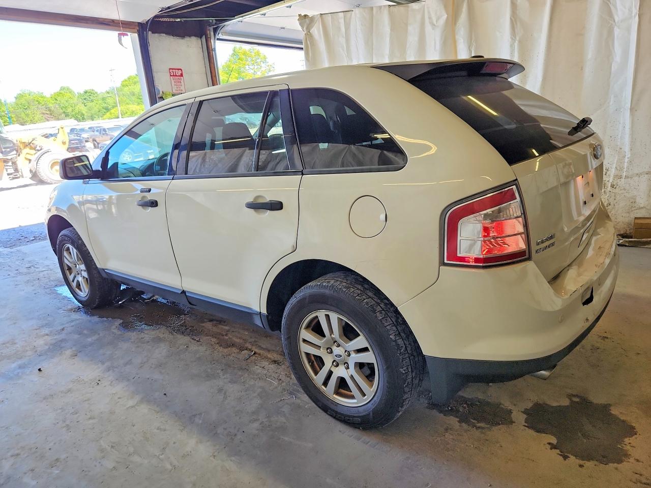 2010 Ford Edge Se Белый vin: 2FMDK3GC2ABB66450