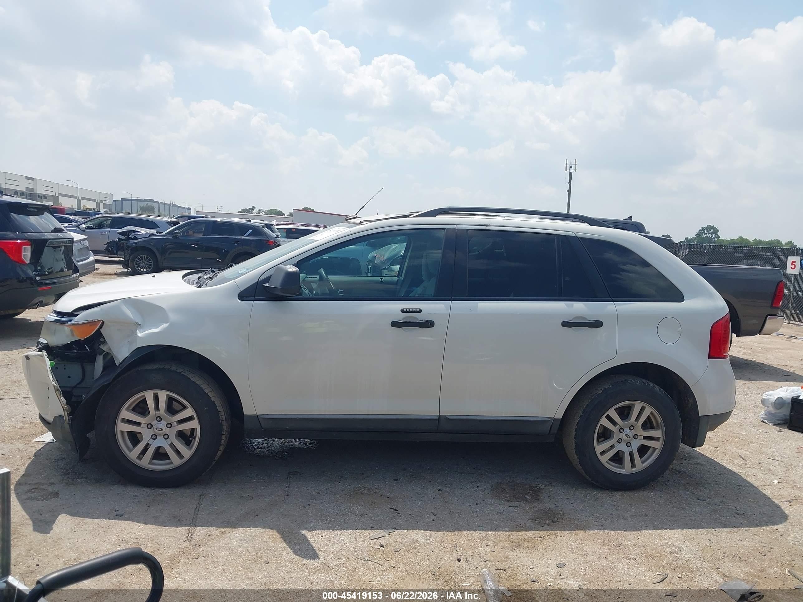 2011 Ford Edge Se White vin: 2FMDK3GC2BBA33950
