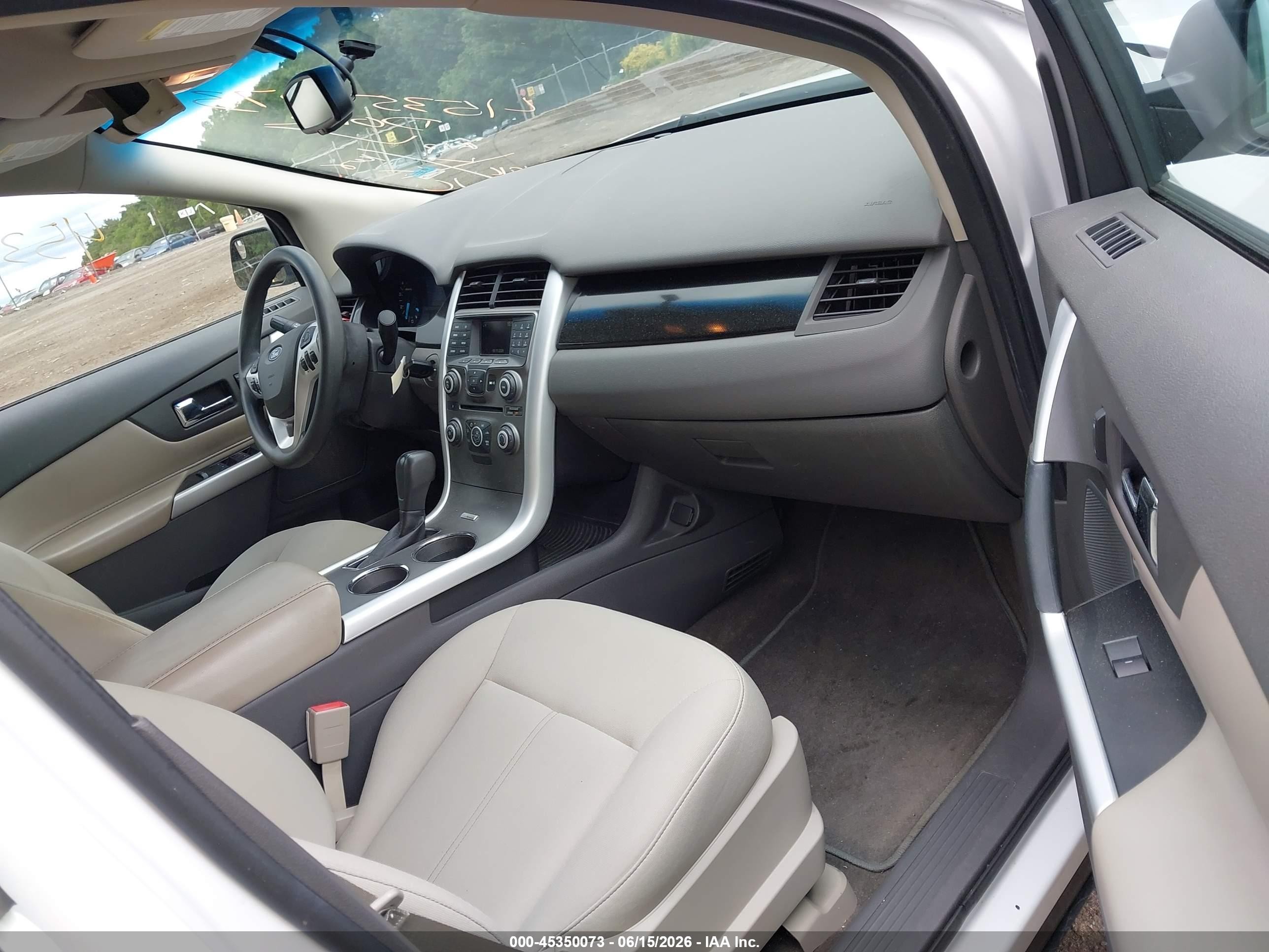 2014 Ford Edge Se Белый vin: 2FMDK3GC2EBA53958