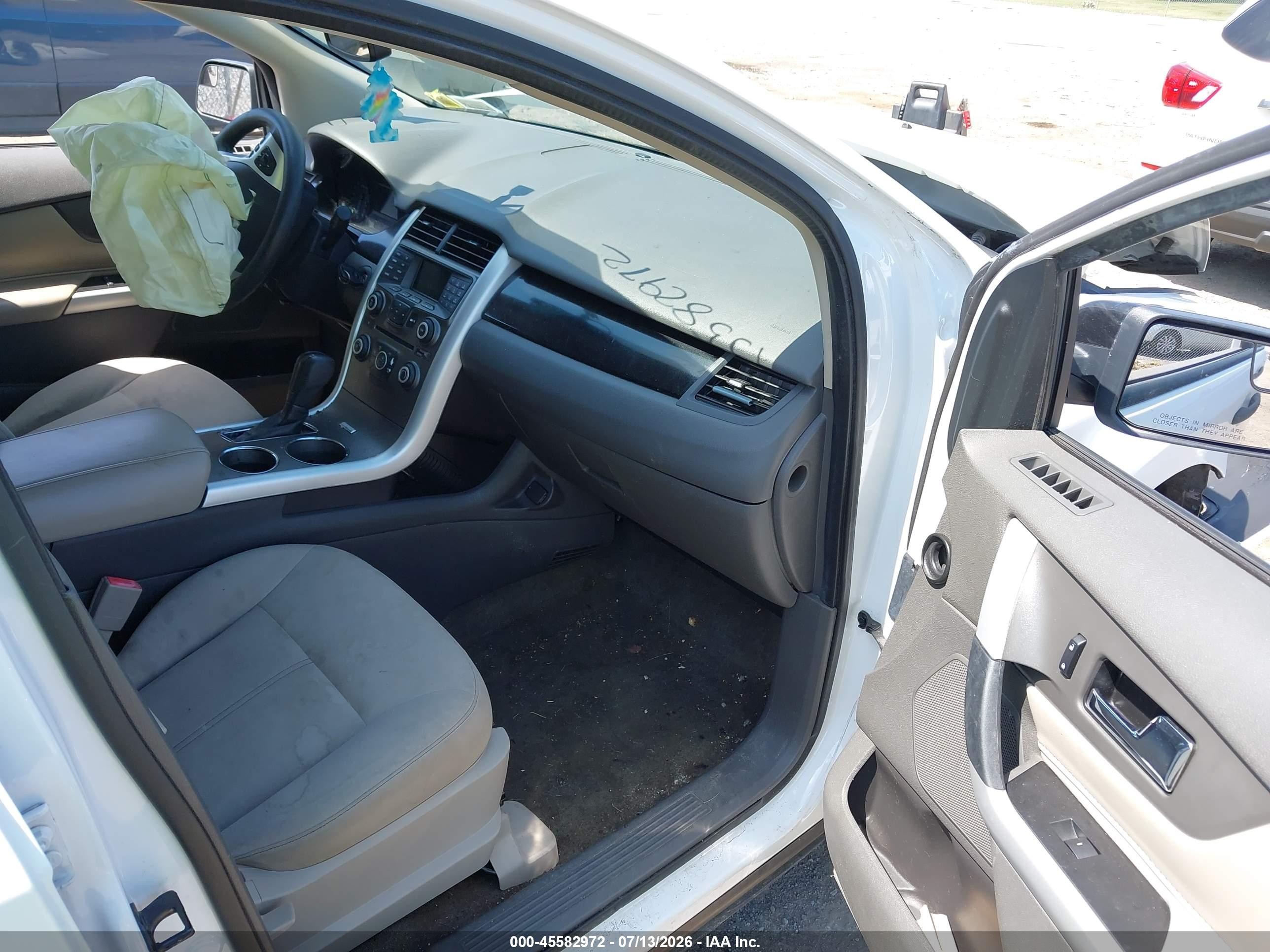2014 Ford Edge Se White vin: 2FMDK3GC2EBA58674