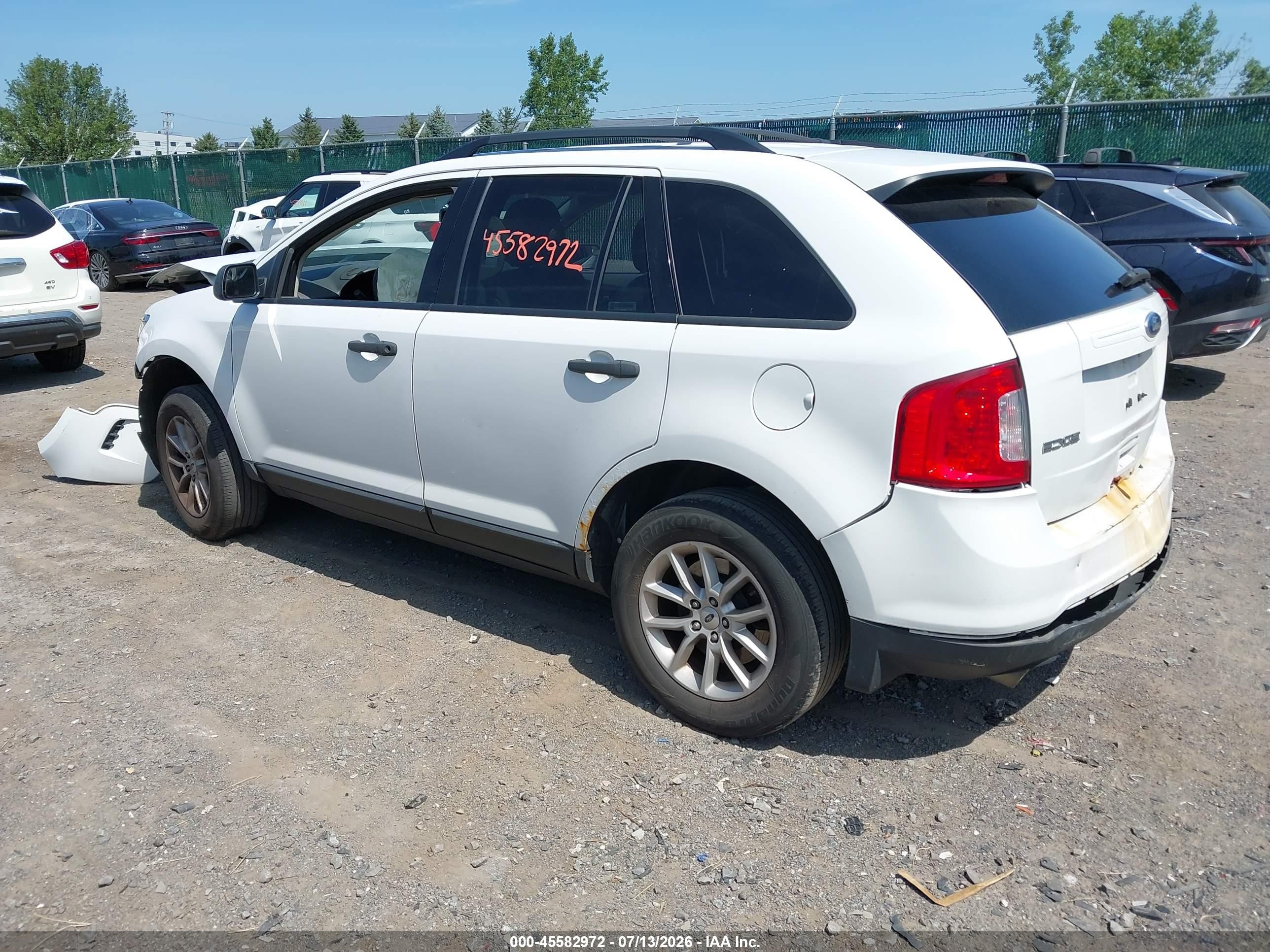 2014 Ford Edge Se White vin: 2FMDK3GC2EBA58674