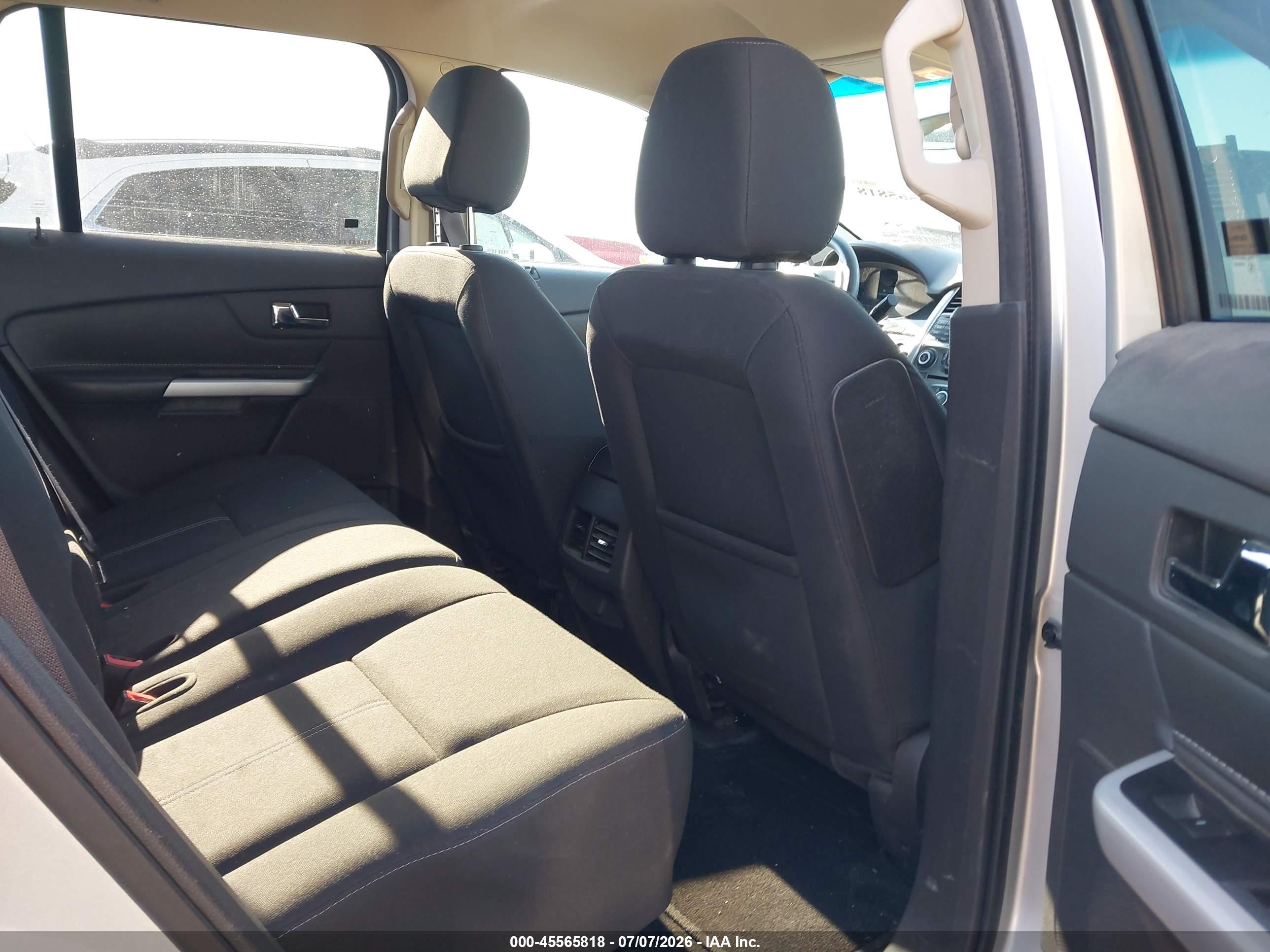 2014 Ford Edge Se Silver vin: 2FMDK3GC2EBA82800