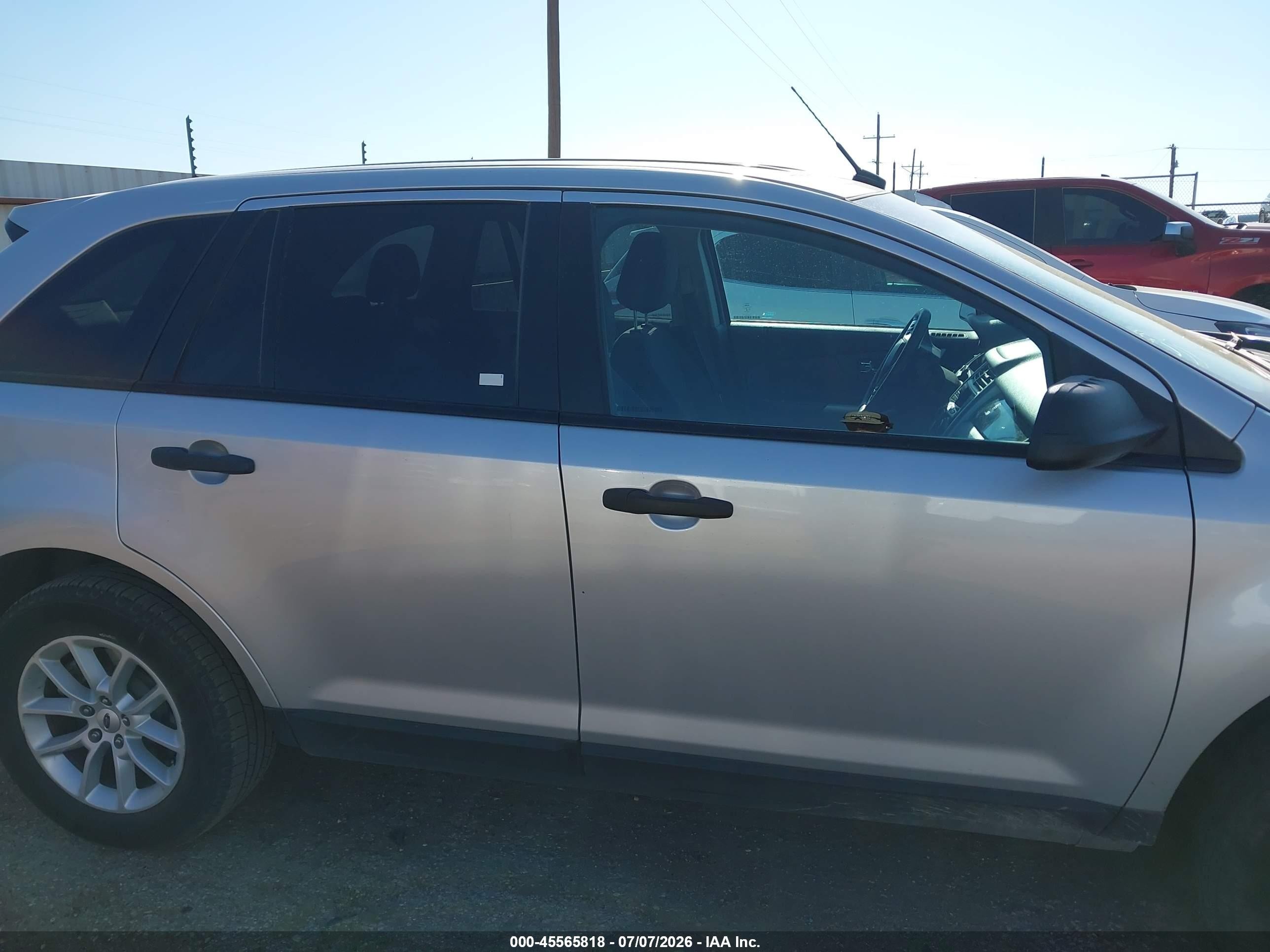 2014 Ford Edge Se Silver vin: 2FMDK3GC2EBA82800