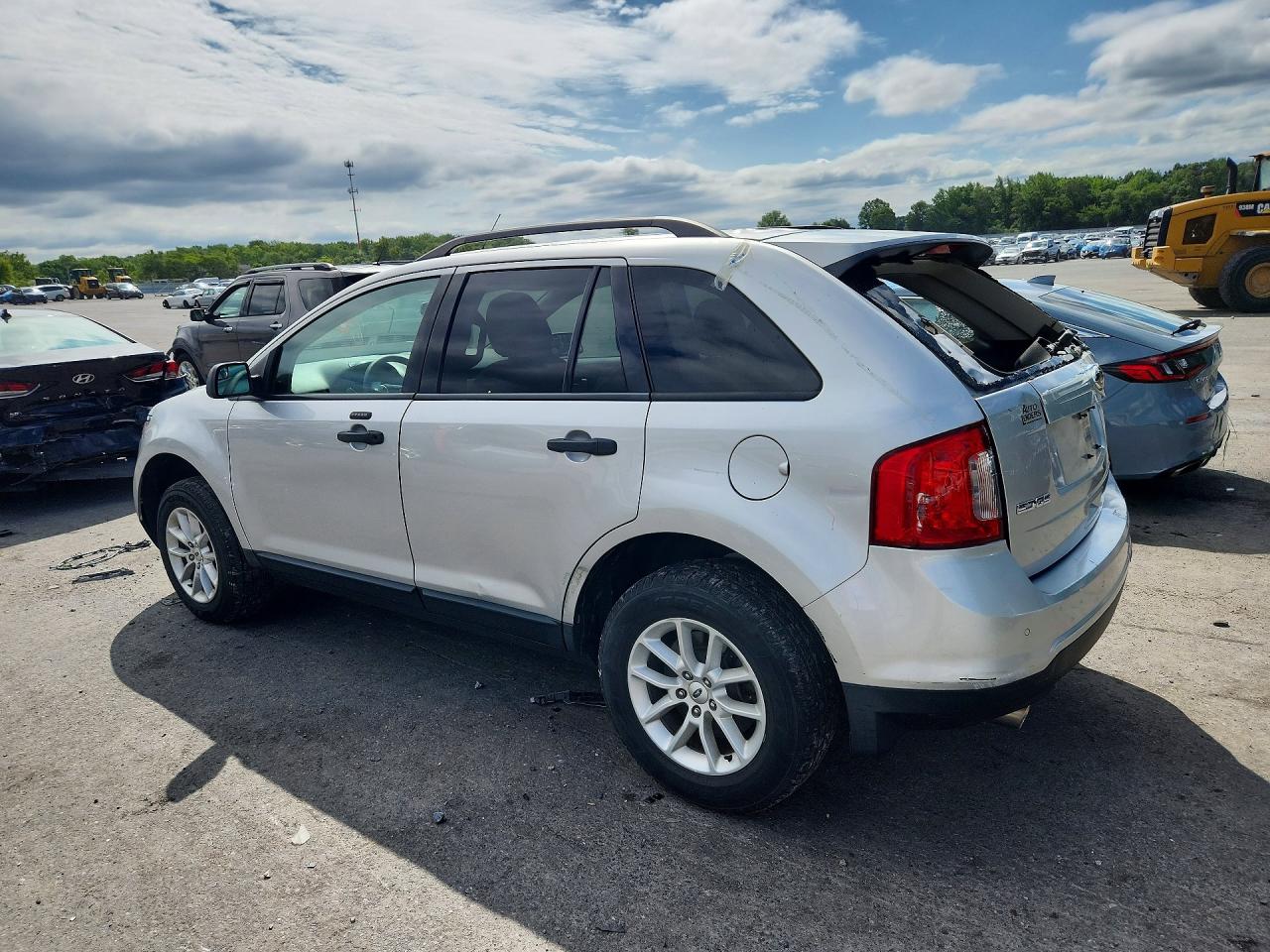2014 Ford Edge Se Серебряный vin: 2FMDK3GC2EBB44485
