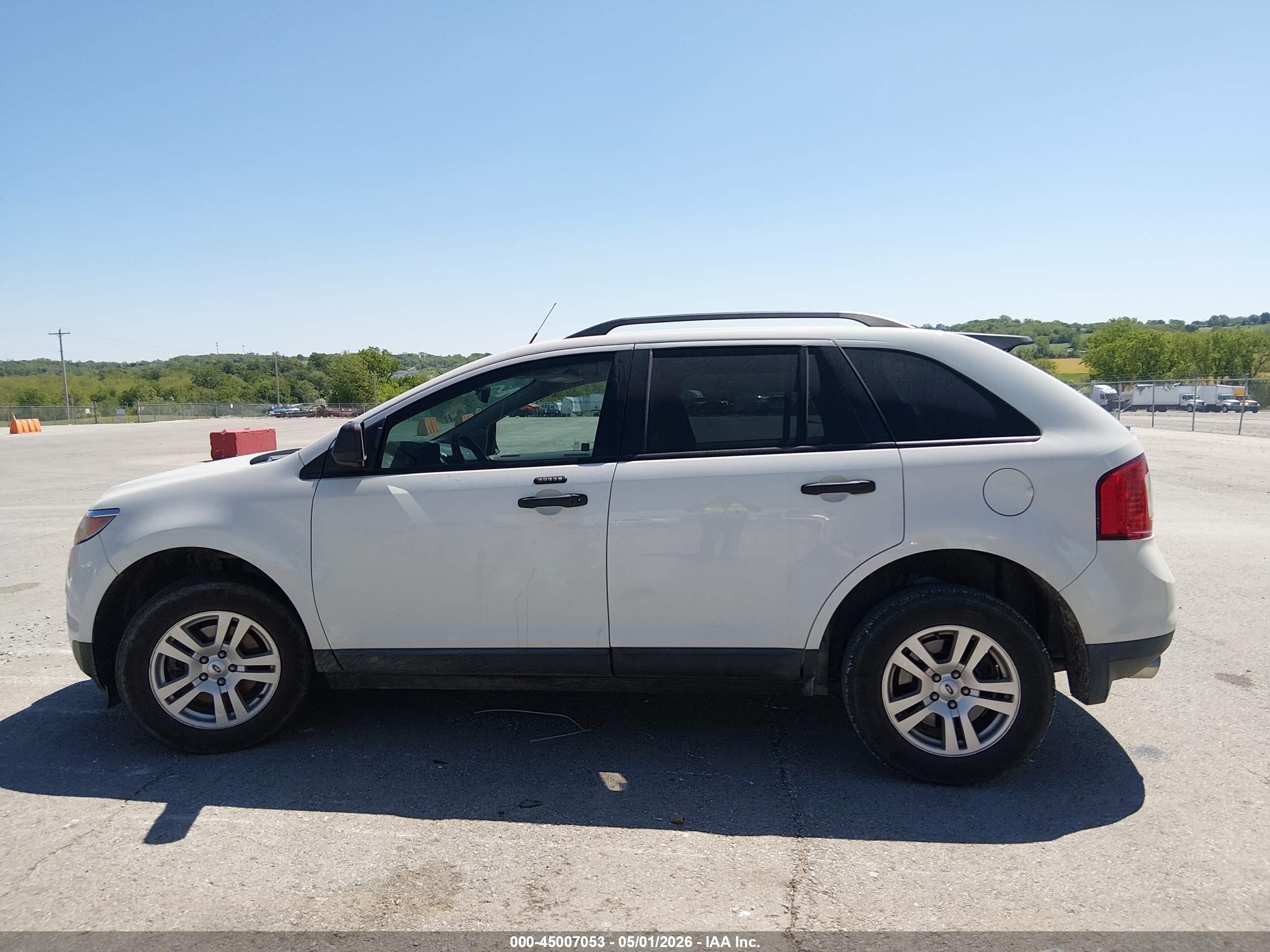 2011 Ford Edge Se Белый vin: 2FMDK3GC3BBA35707