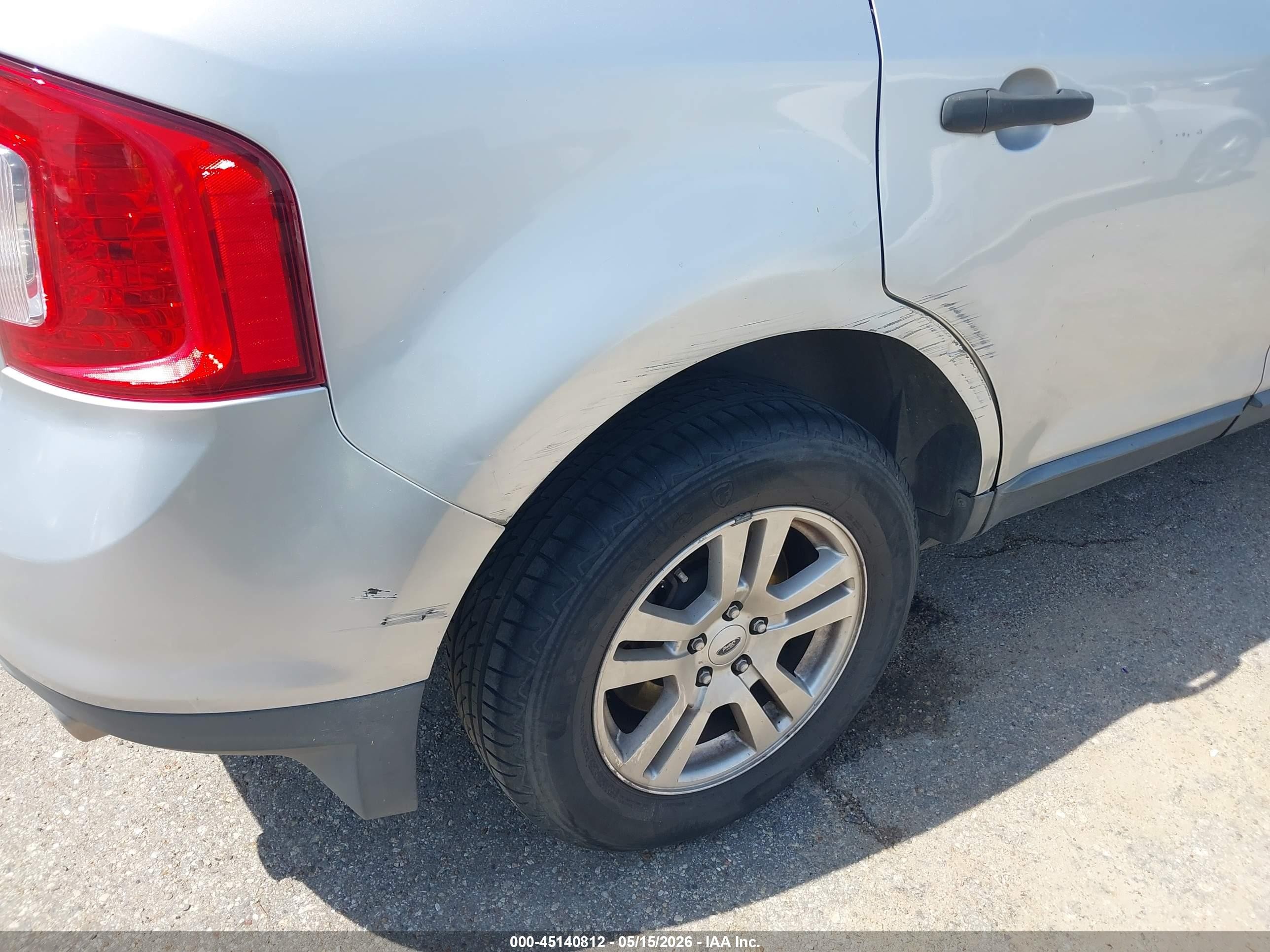 2011 Ford Edge Se Серебряный vin: 2FMDK3GC3BBA60915