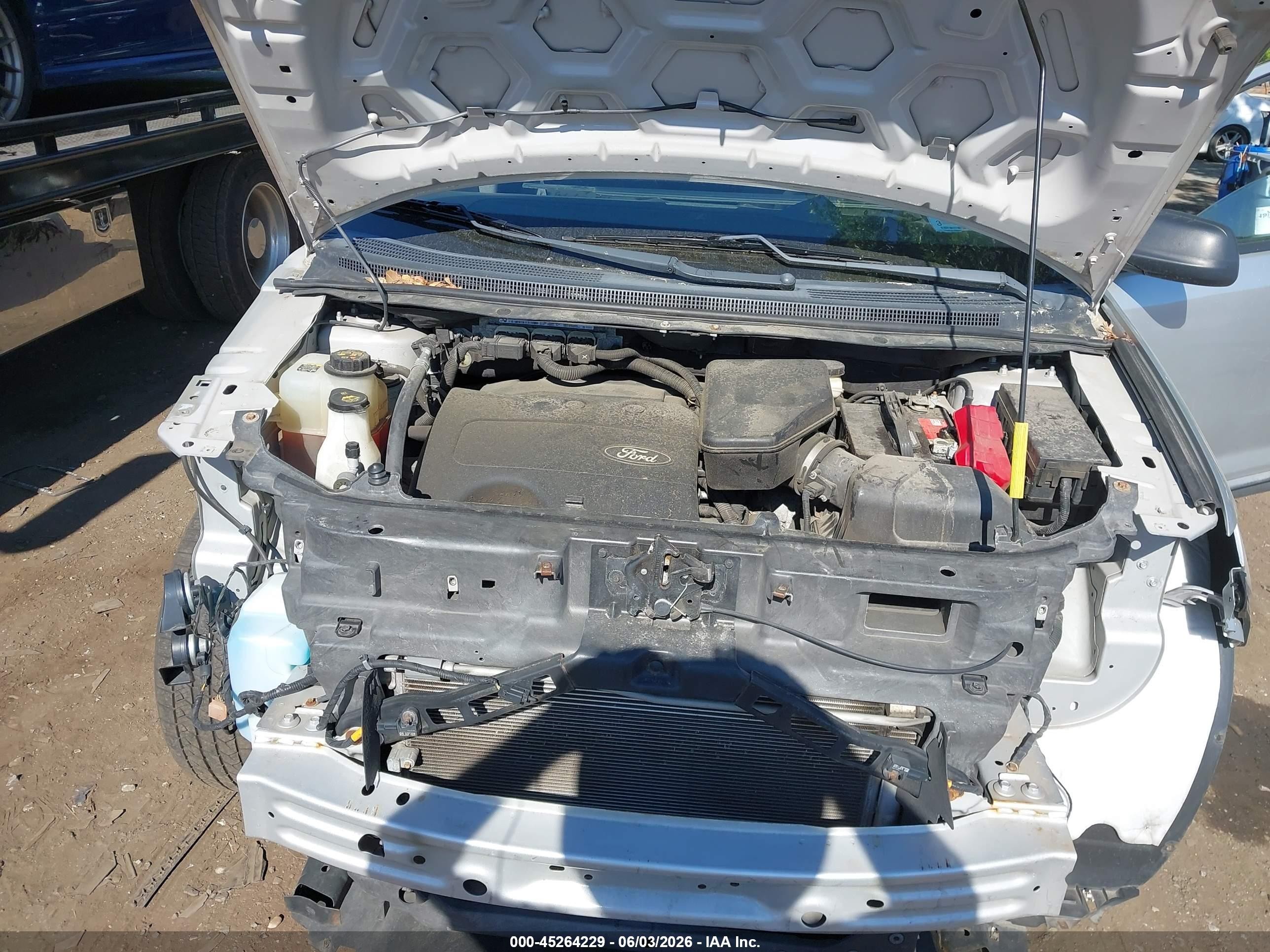 2013 Ford Edge Se Серебряный vin: 2FMDK3GC3DBE29890